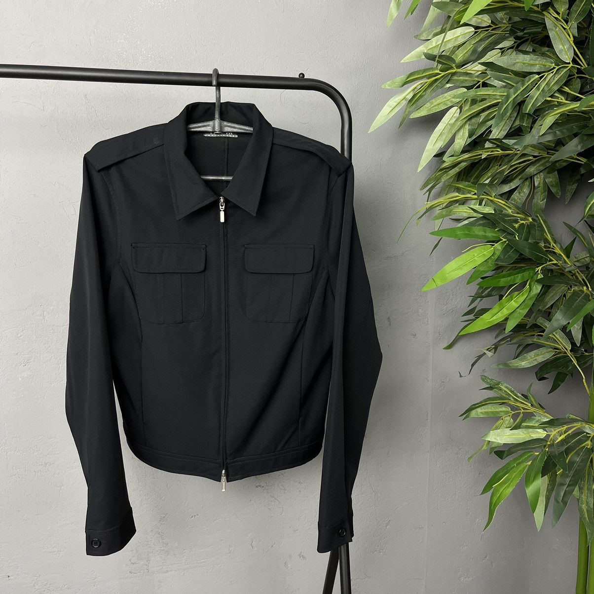 Japanese Brand MULTIPOCKET ARCHIVE MINIMALISTIC BONDAGE CLASSIC JACKET 90s Size US S / EU 44-46 / 1 - 1 Thumbnail