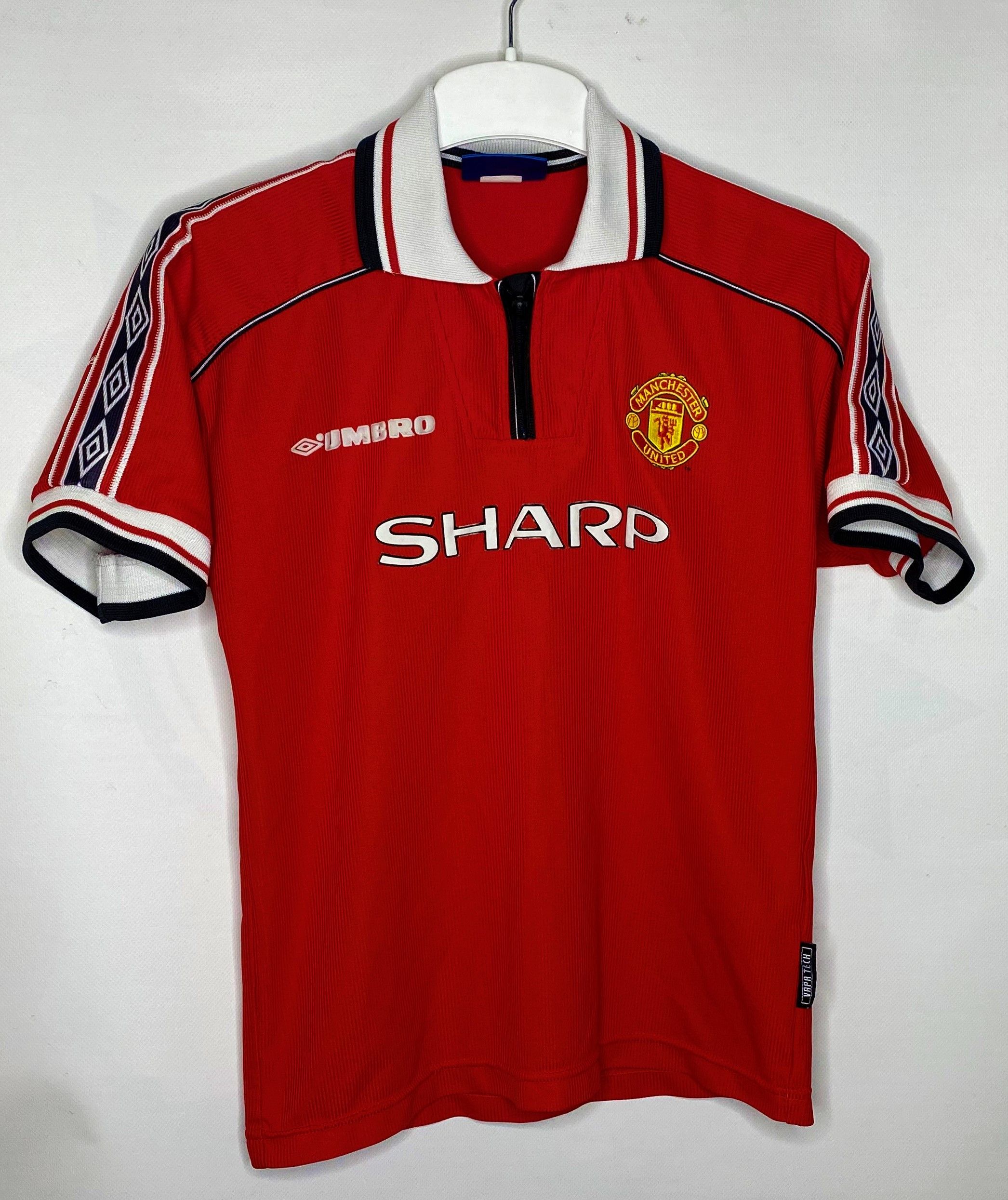 Umbro × Vintage MANCHESTER UNITED 1998 2000 HOME FOOTBALL SHIRT SOCCER Size US XXS / EU 40 - 1 Thumbnail