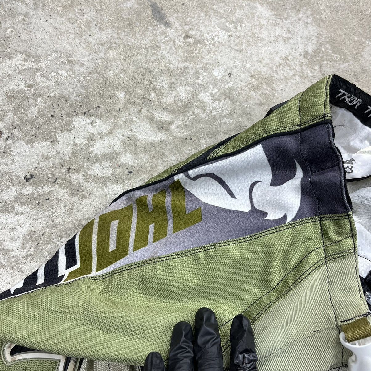Vintage RACING THOR RARE BIKE PANTS - 3189 Size US 32 / EU 48 - 11 Thumbnail