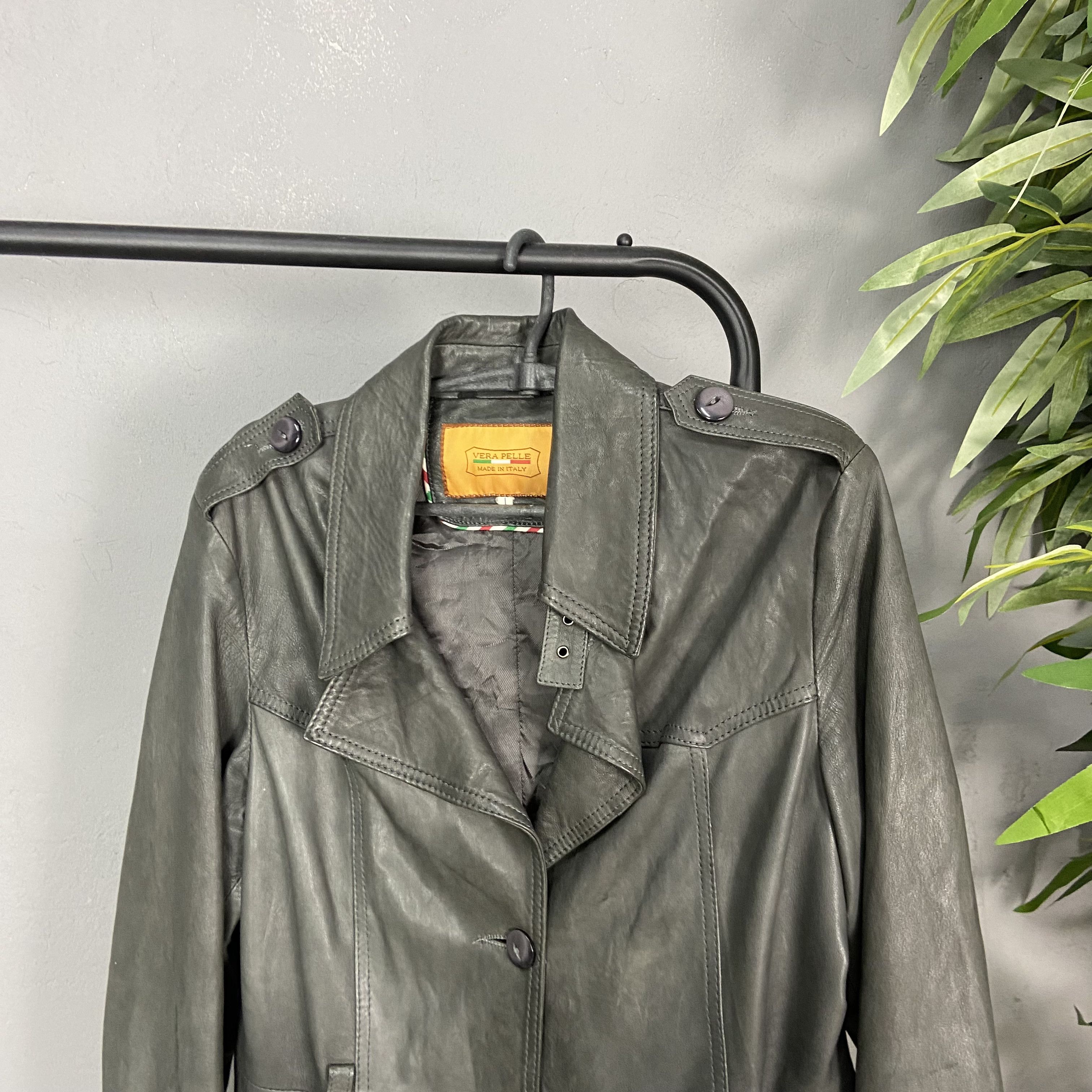 Vera Pelle VERA PELLE ARCHIVE 1980s RARE LEATHER TRENCH JACKET - № 2229 Size US M / EU 48-50 / 2 - 3 Thumbnail