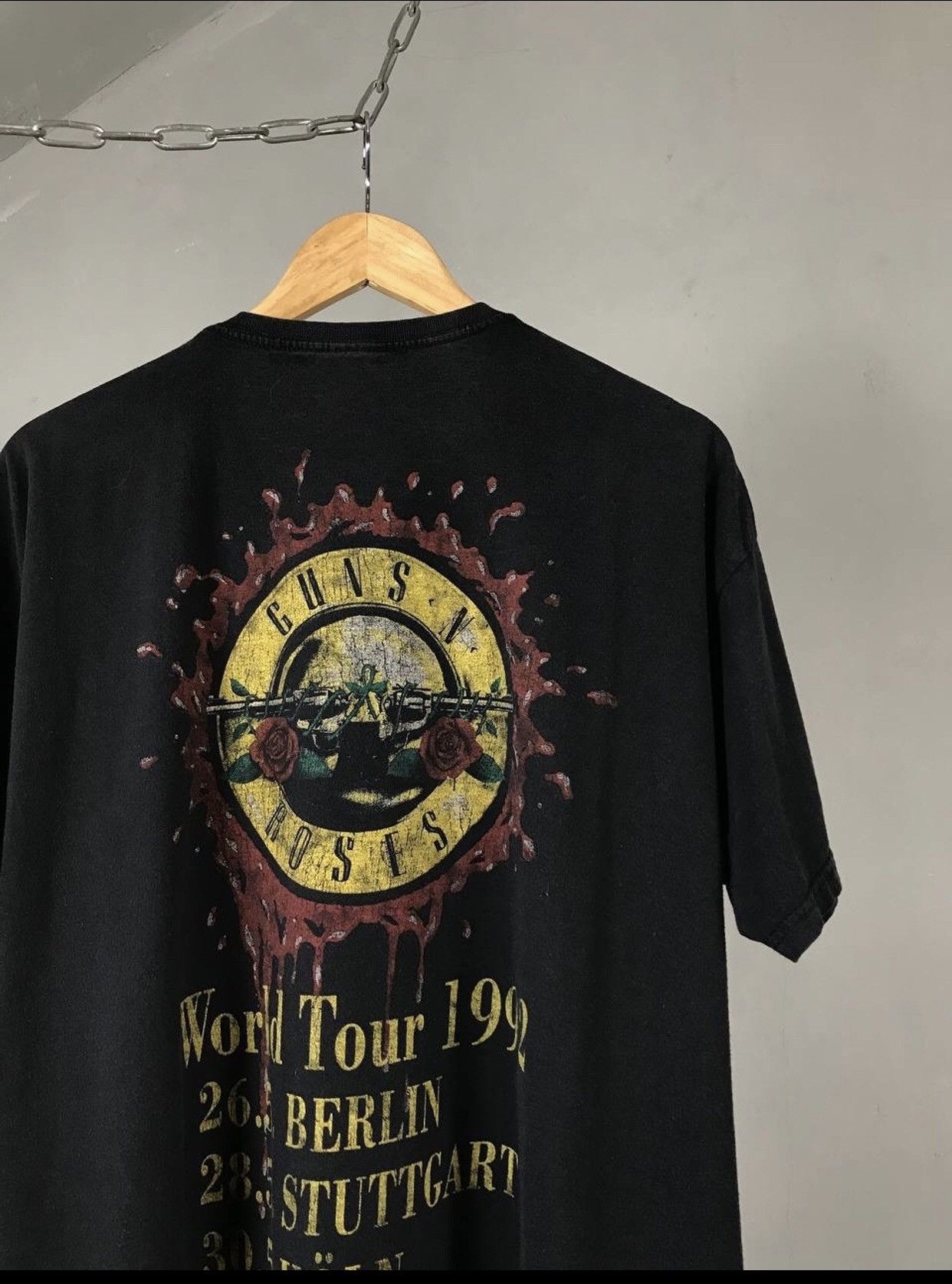 Band Tees × Guns N' Roses × Vintage Guns N Roses Vintage Rock Band Tour Tee Size US XXL / EU 58 / 5 - 3 Thumbnail