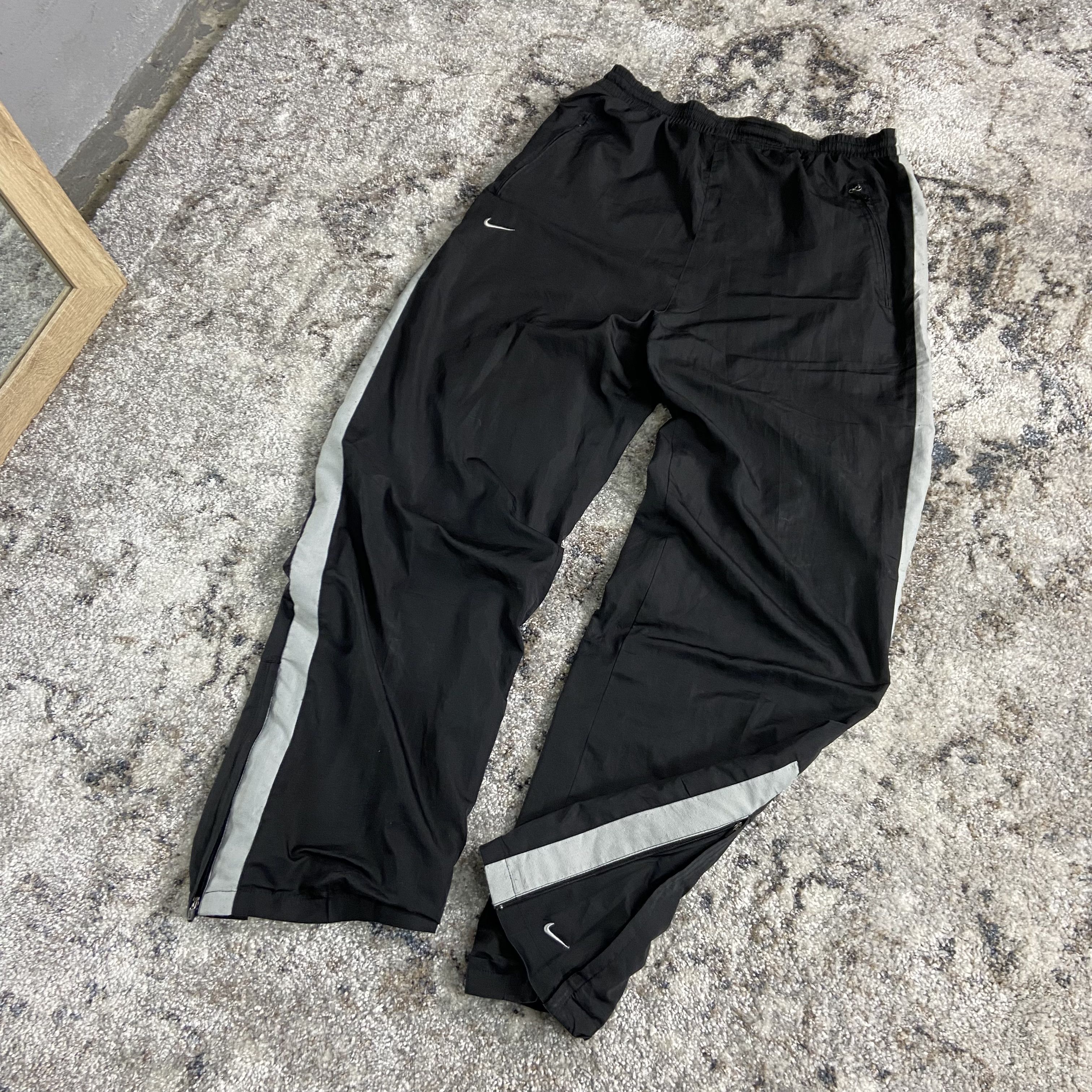 Nike 1990s NIKE NYLON DRILL PANTS Size US 32 / EU 48 - 2 Thumbnail