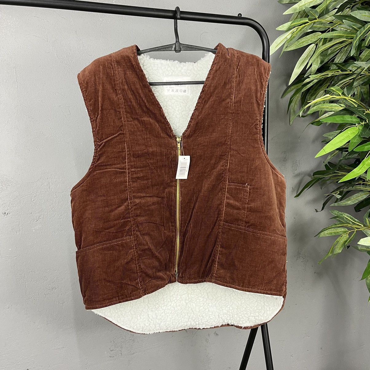 Vintage 1980s VELOUR CORDUROY TEDDY SHERPA EURO VEST - № 2180 Size US L / EU 52-54 / 3 - 1 Thumbnail