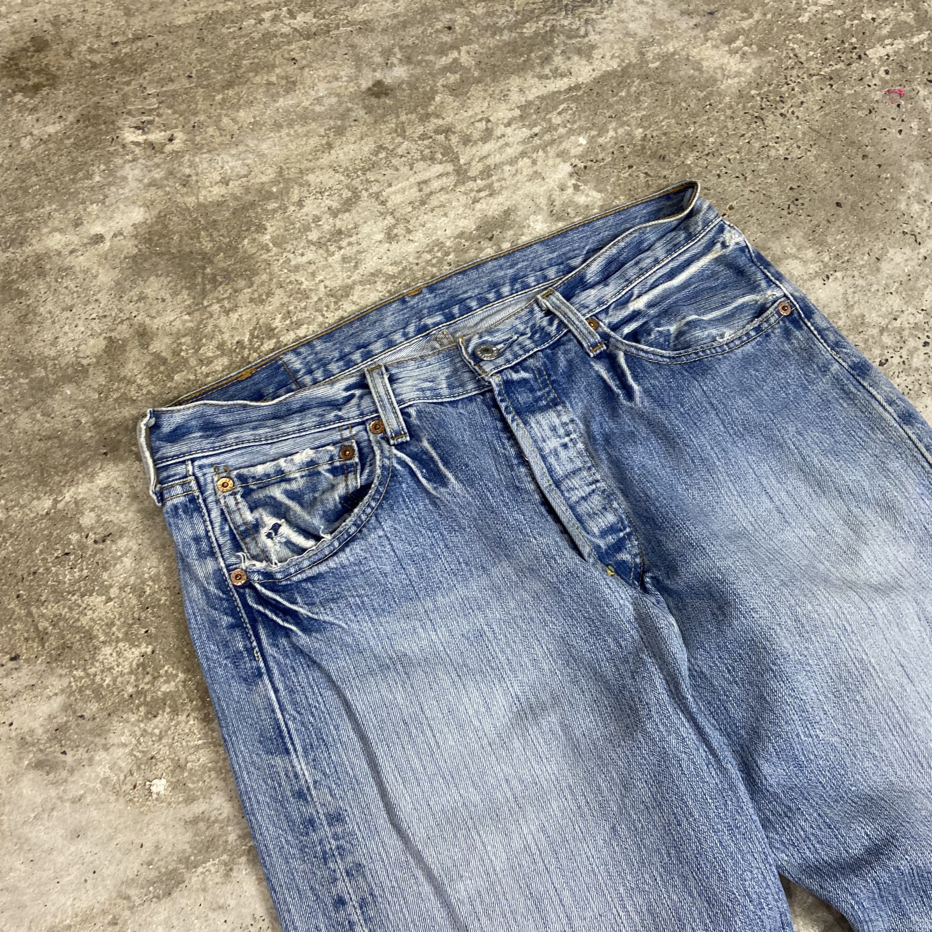 Levi's Vintage Clothing HELLO KITTY x LEVIS - RARE VINTAGE FADED JEANS PANTS 90s Size US 32 / EU 48 - 3 Thumbnail