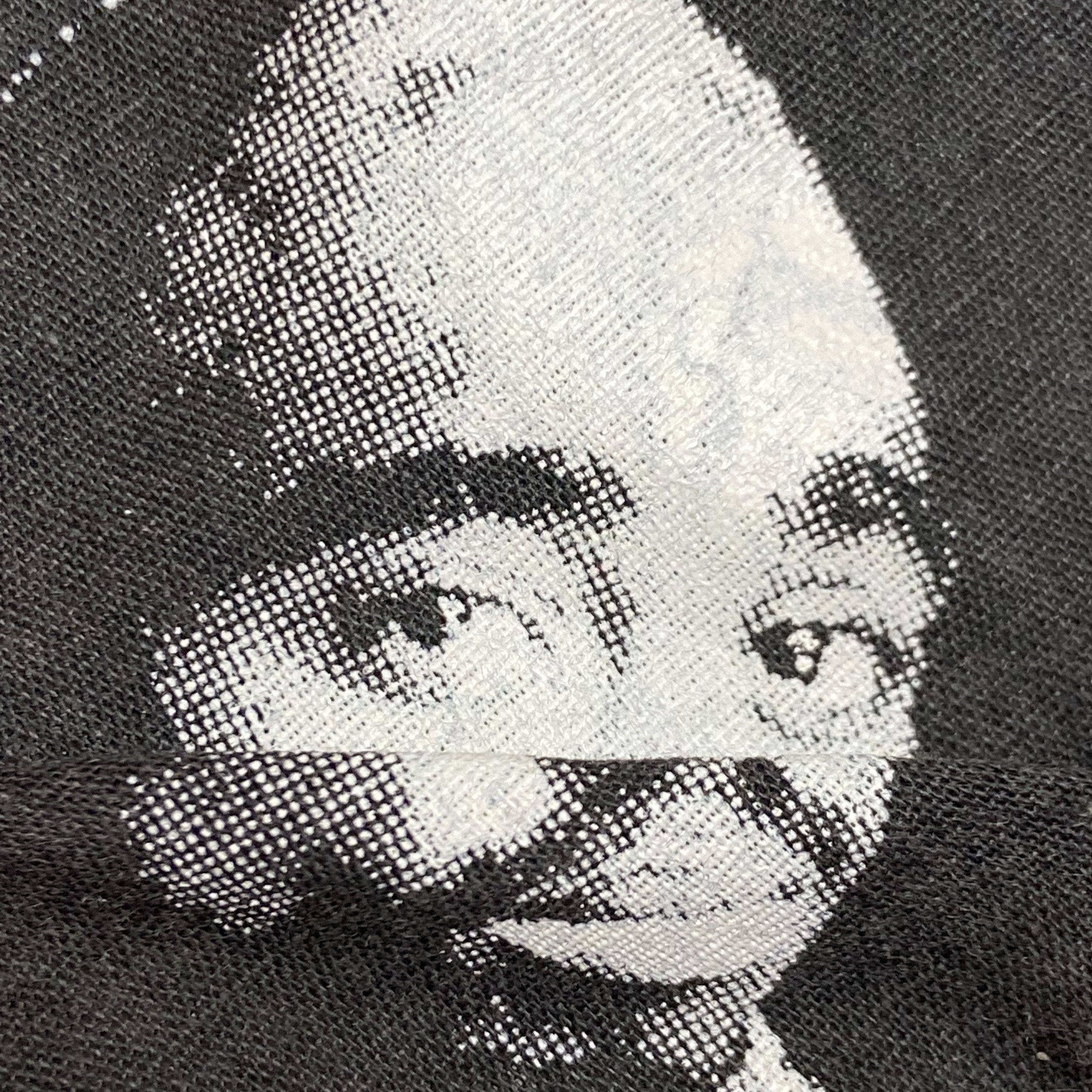 Vintage 1997 TUPAC VERY RARE ARCHIVE BANDANA 4262 Size ONE SIZE - 5 Thumbnail