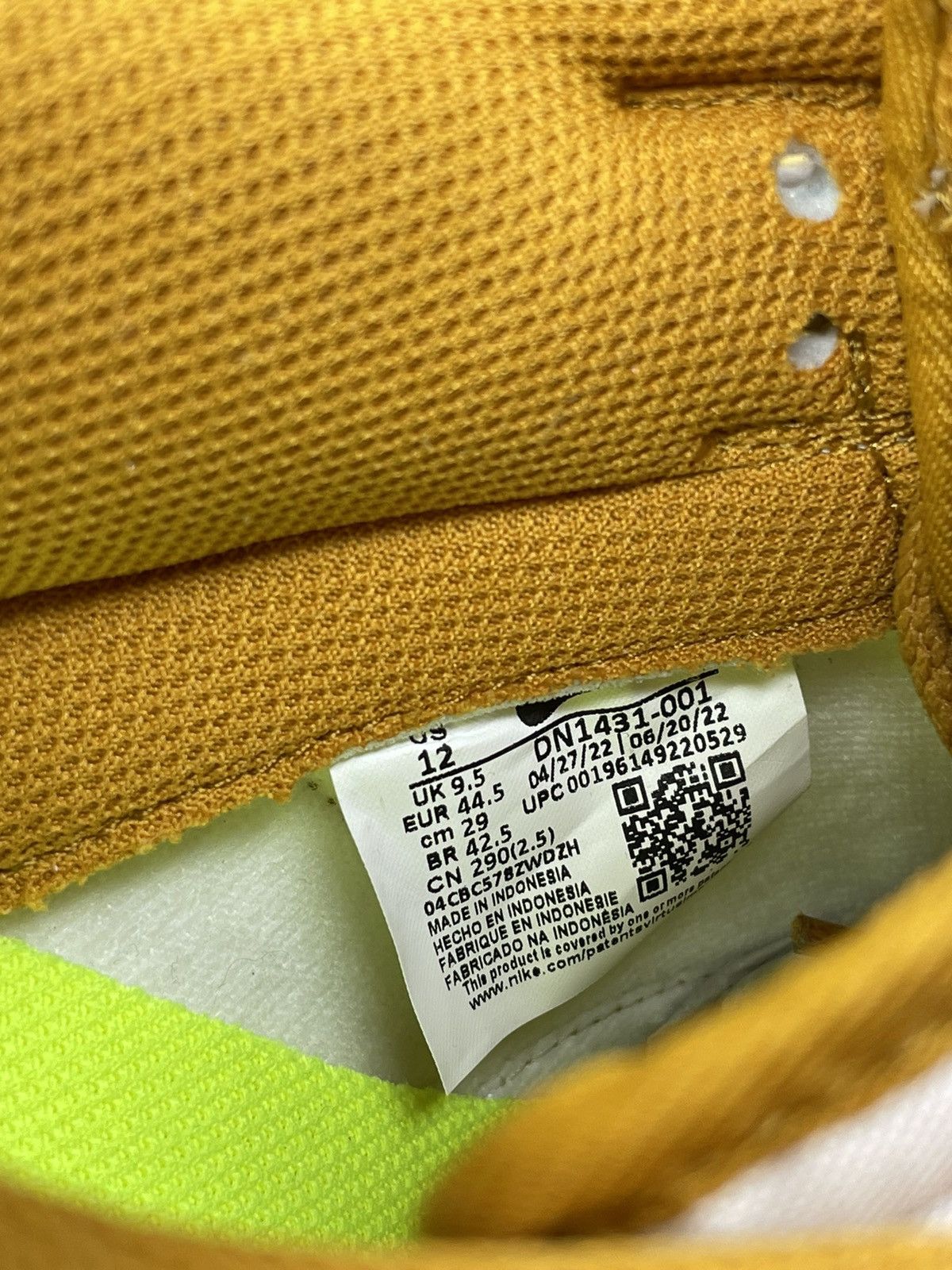 Nike Nike Dunk Low Next Nature Gold Phantom 2022 Size US 10.5 / EU 43-44 - 6 Thumbnail