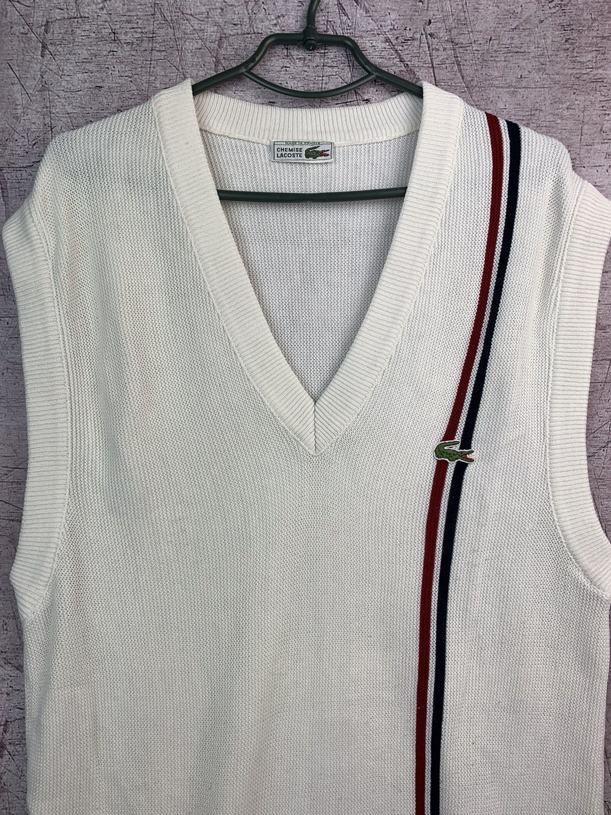 Lacoste × Vintage Vintage Lacoste V-neck Tennis Vest Knitted Size US M / EU 48-50 / 2 - 2 Thumbnail