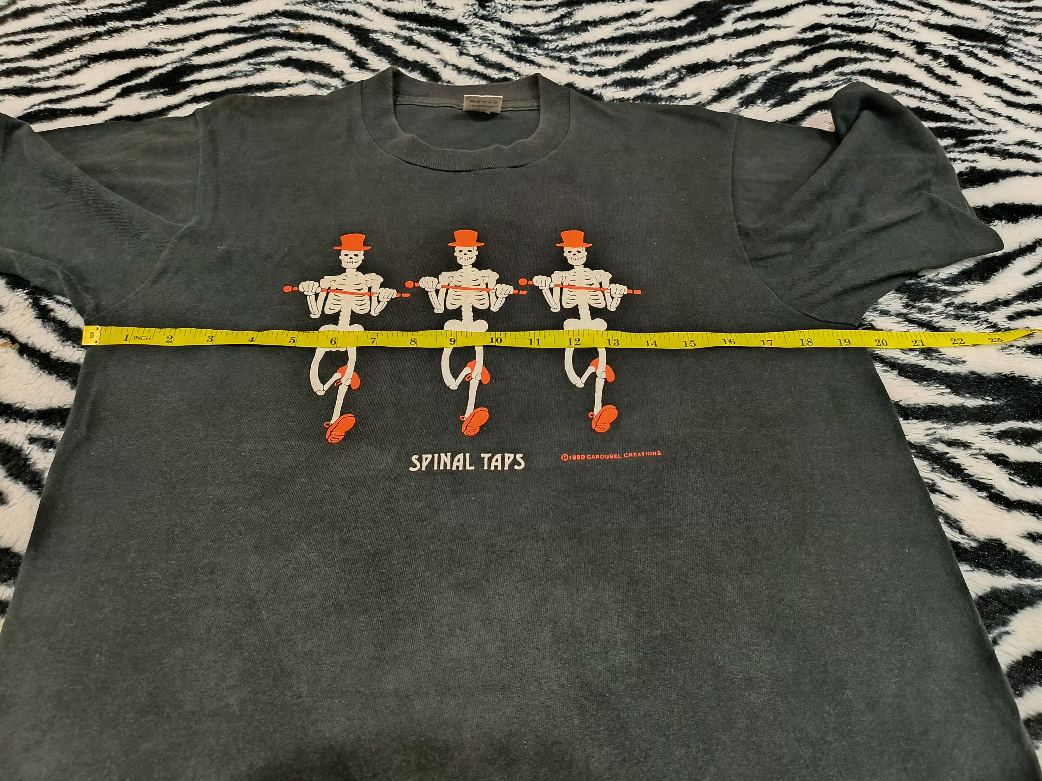 Fruit Of The Loom Vintage 90's Spinal Taps Thrashed tee Size US M / EU 48-50 / 2 - 7 Thumbnail