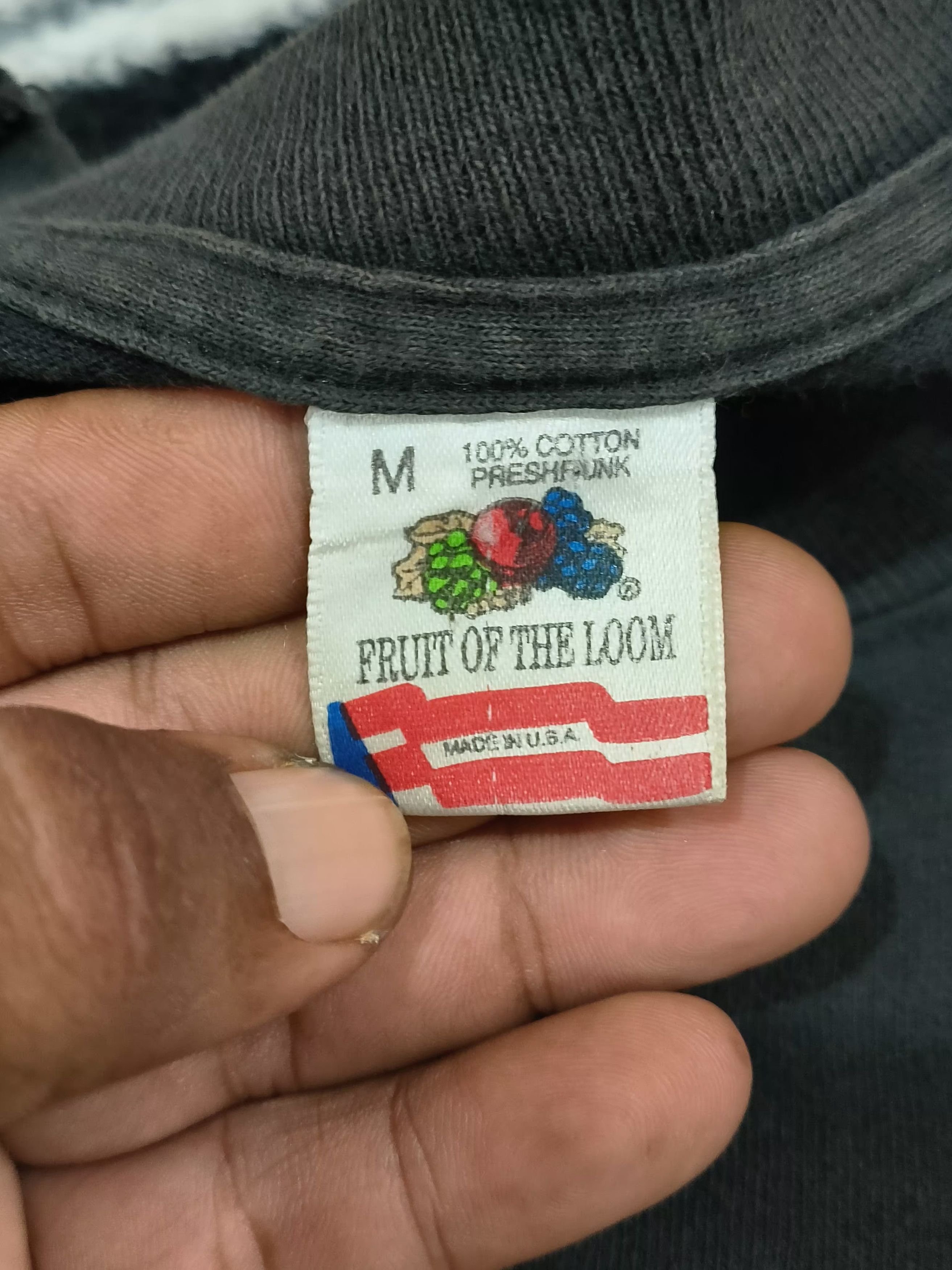 Fruit Of The Loom Vintage 90's Spinal Taps Thrashed tee Size US M / EU 48-50 / 2 - 5 Thumbnail