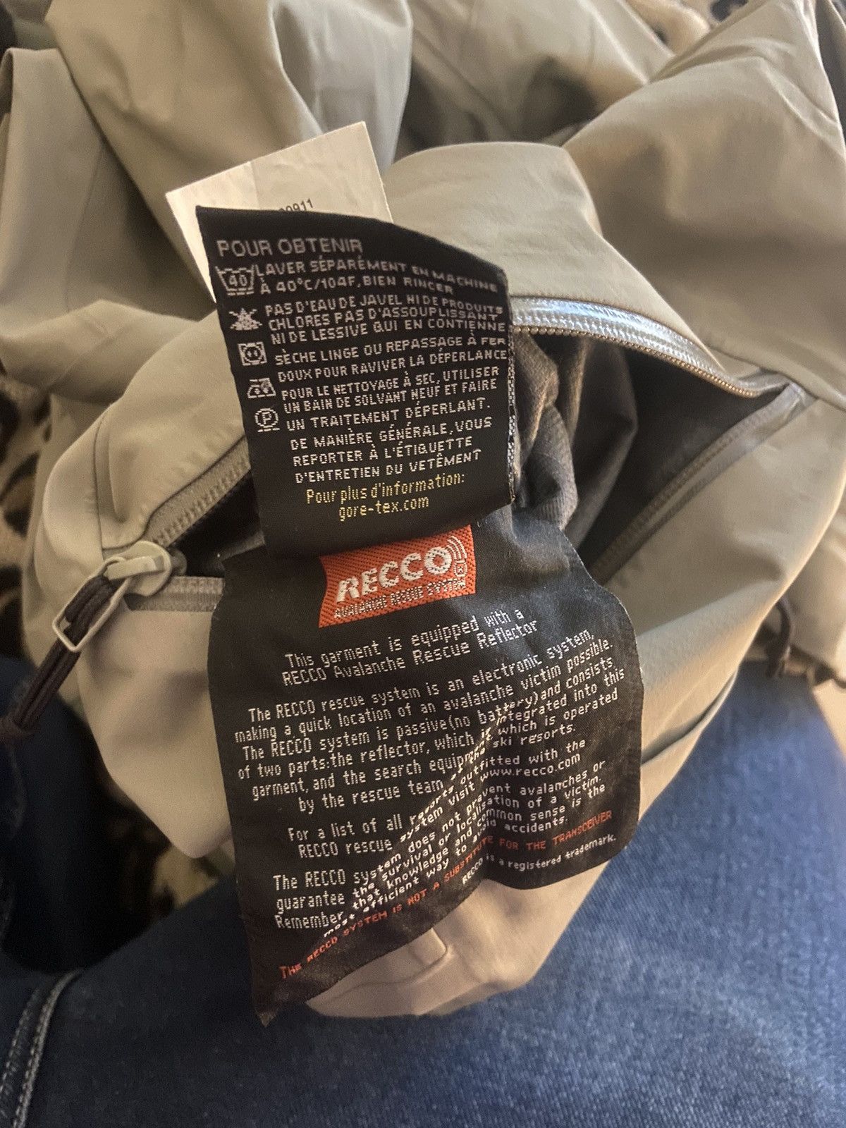Arc'teryx Arcteryx Vintage Beta AR Gore-Tex Recco Ski Pants Size US 30 / EU 46 - 12 Thumbnail
