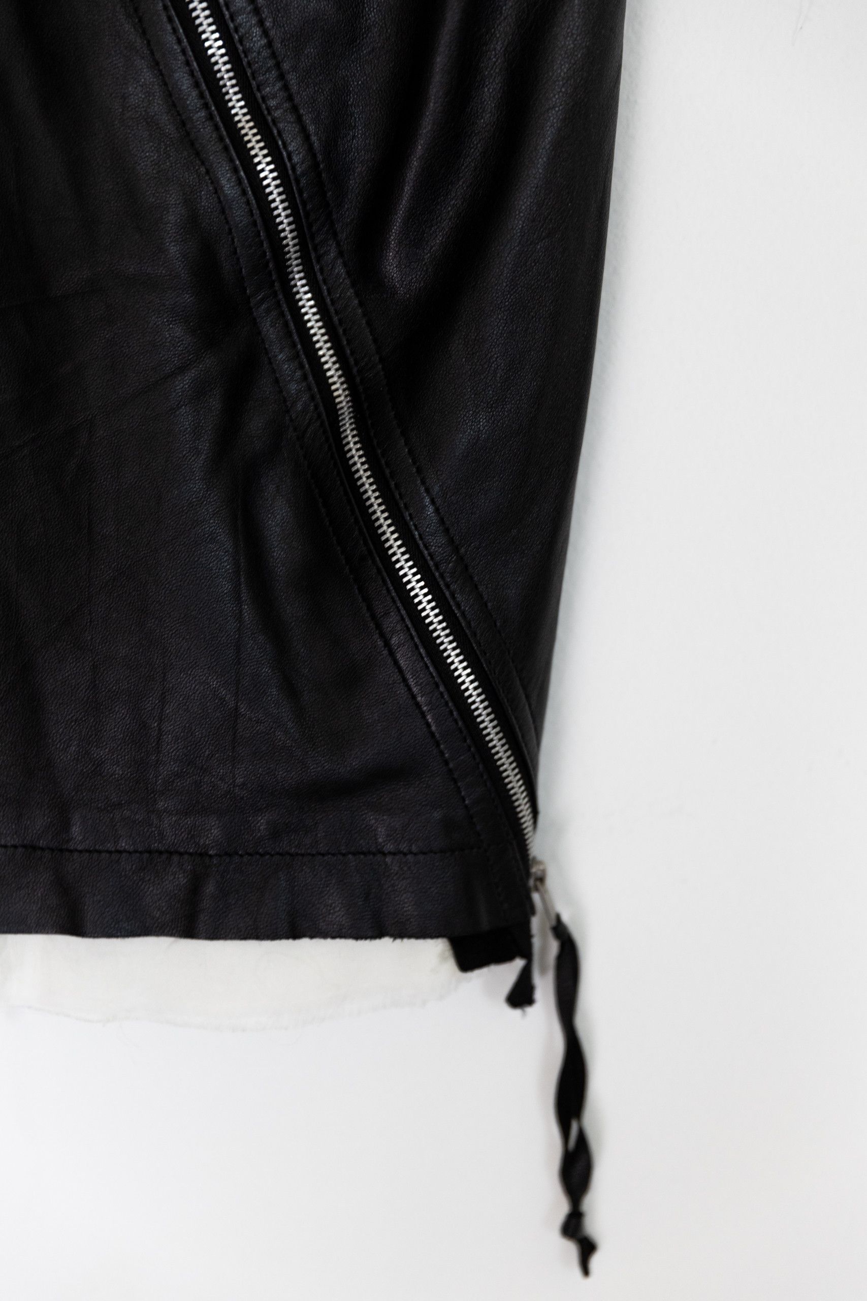 Takahiromiyashita The Soloist. Black leather shirt Size US S / EU 44-46 / 1 - 9 Thumbnail