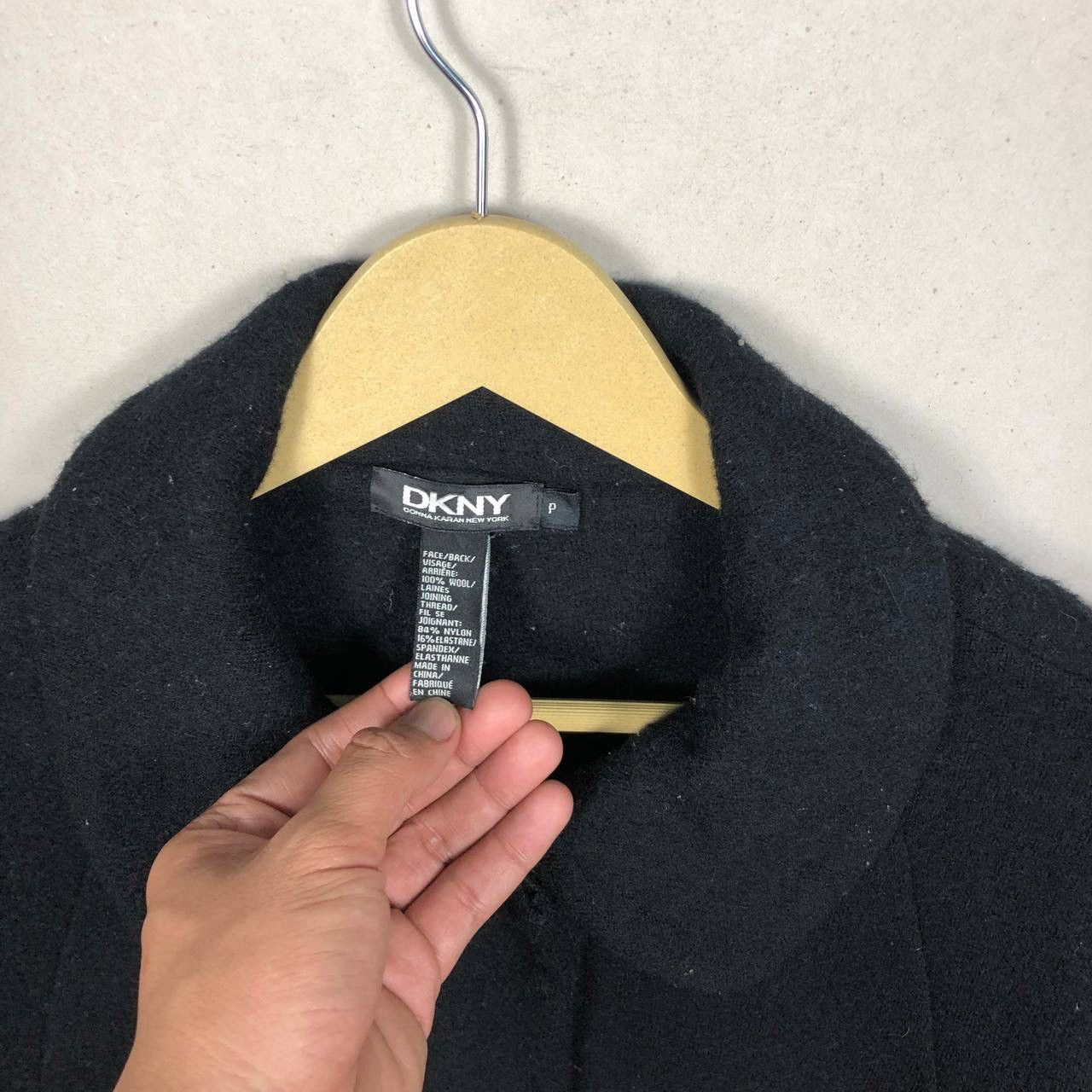 DKNY Vintage 90s DKNY Wool Mohair Hype Black Jacket Size US L / EU 52-54 / 3 - 7 Thumbnail
