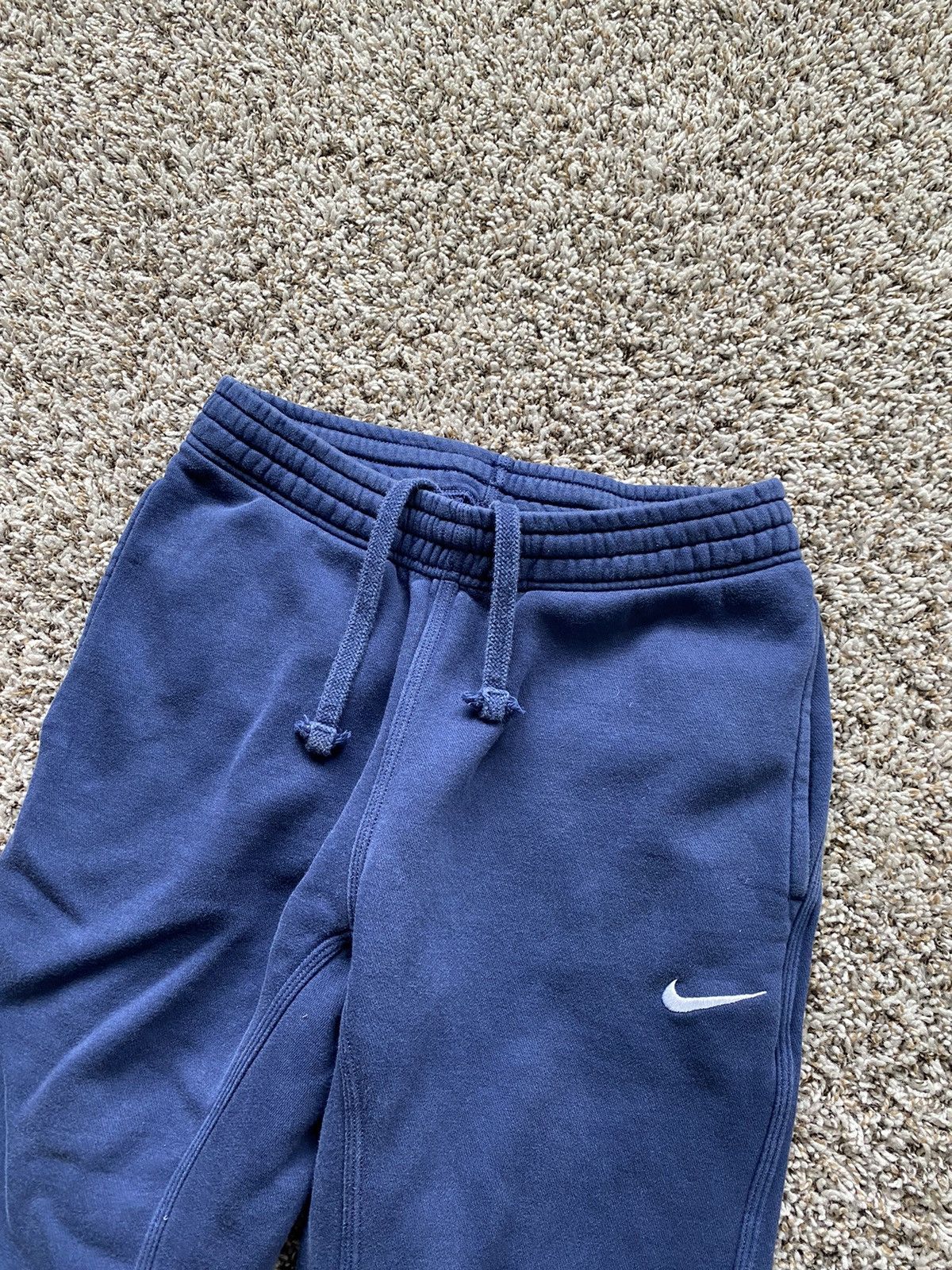 Nike VINTAGE NIKE ESSENTIALS SWEATPANTS Size US 31 - 2 Thumbnail