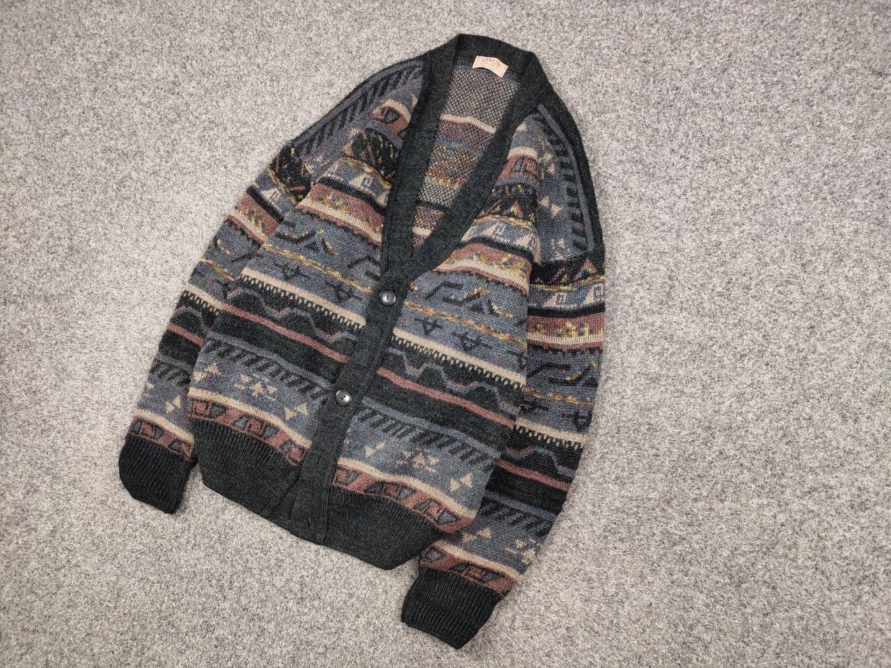 Japanese Brand Vintage 90's Japanese Patterned Cardigan Knitted Sweater Size US M / EU 48-50 / 2 - 3 Thumbnail