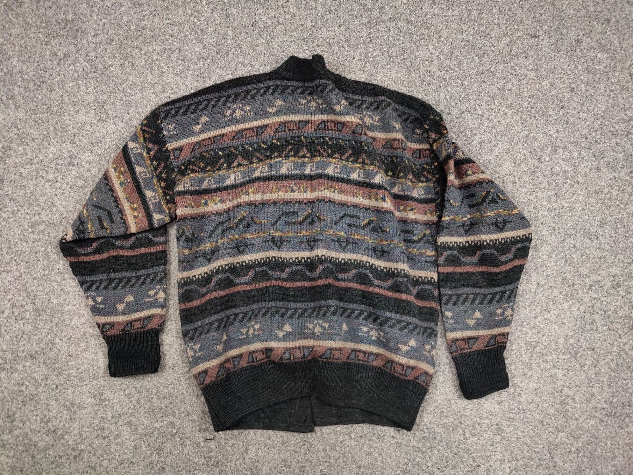 Japanese Brand Vintage 90's Japanese Patterned Cardigan Knitted Sweater Size US M / EU 48-50 / 2 - 14 Thumbnail