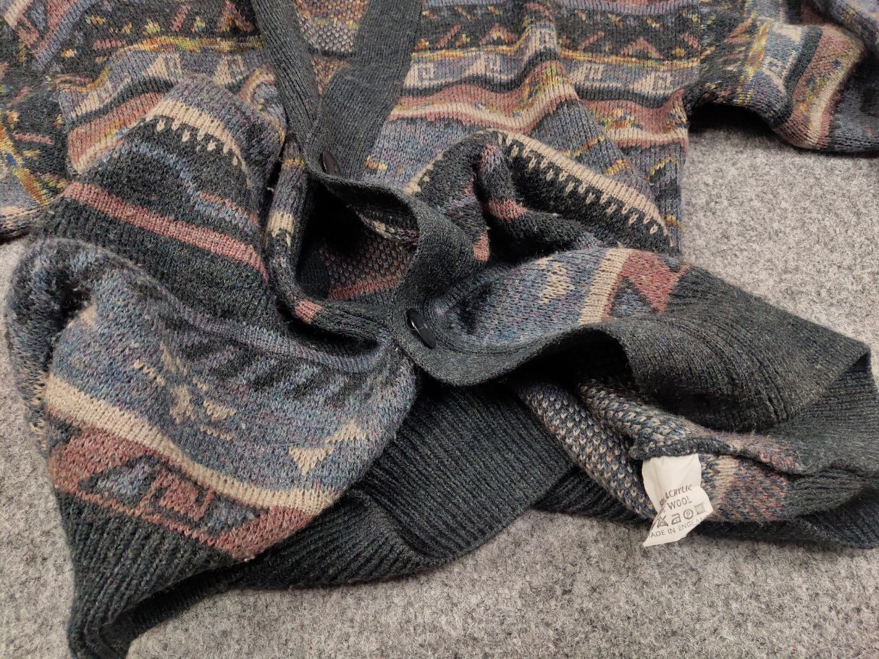 Japanese Brand Vintage 90's Japanese Patterned Cardigan Knitted Sweater Size US M / EU 48-50 / 2 - 17 Thumbnail