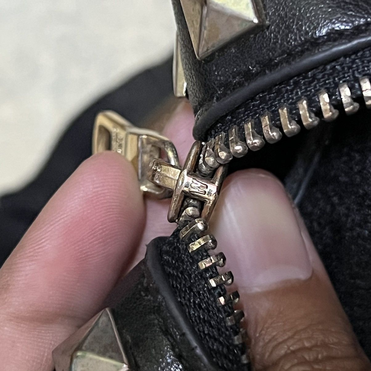 Armani Exchange Armani Exchange Punk Style Hand Bag Size ONE SIZE - 10 Thumbnail