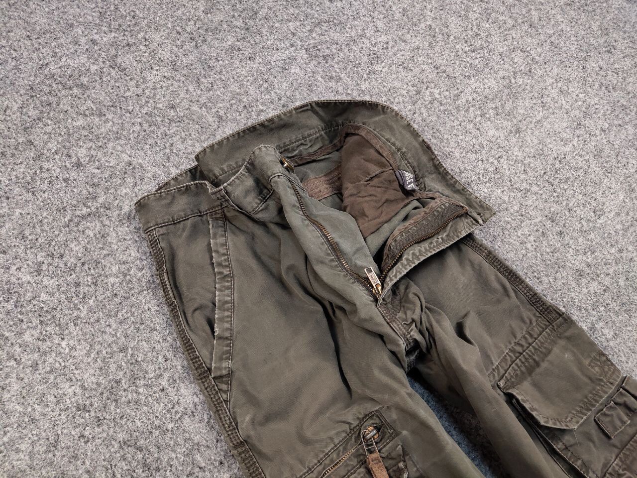 Japanese Brand Vintage Cargo Pants Travis Scott Japan Zip Pocket Olive Size US 33 - 14 Thumbnail