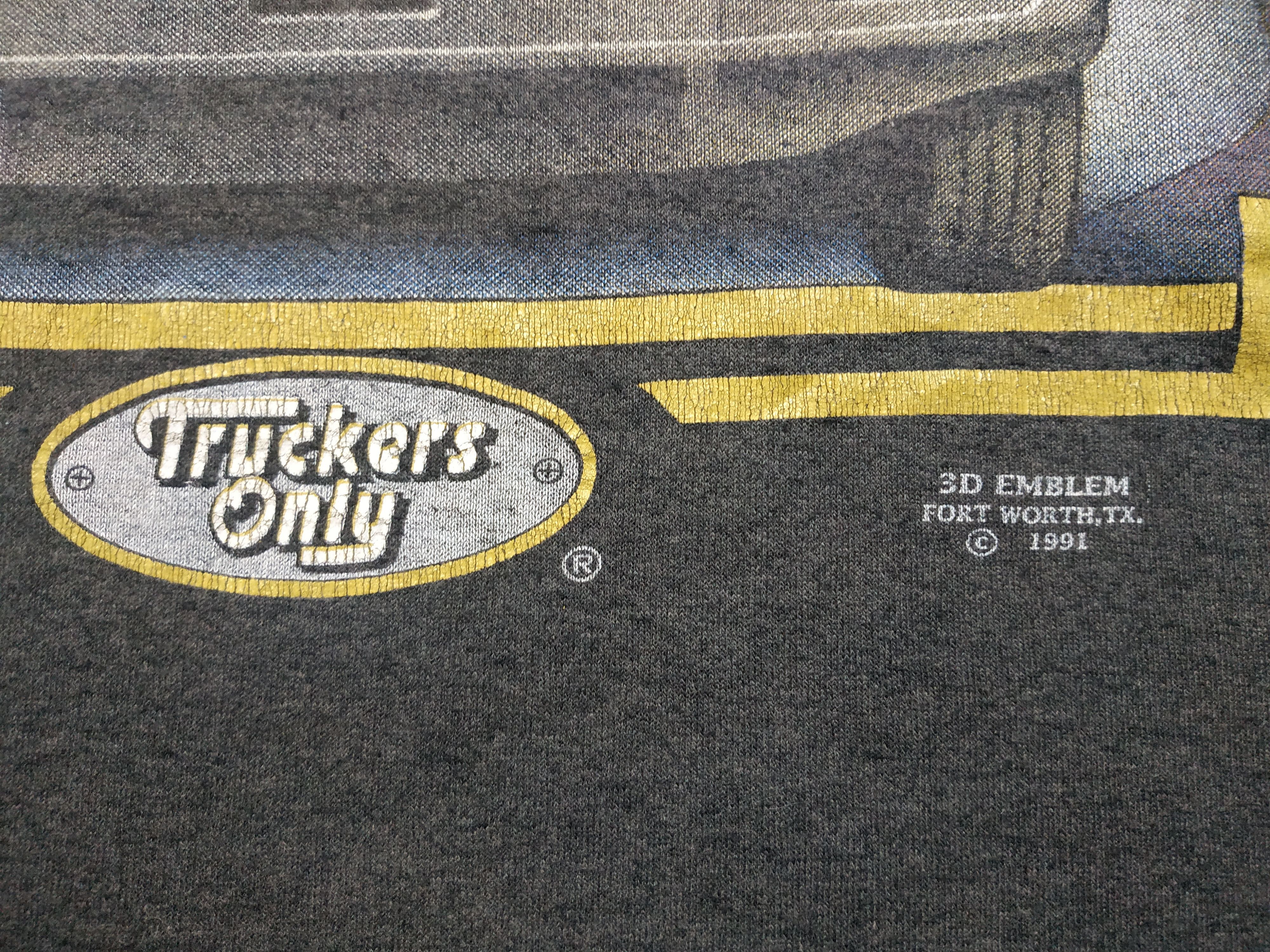 Harley Davidson 3D Emblem 1991 Truckers Only Harley Davidson vintage t-shirt Size US XL / EU 56 / 4 - 11 Thumbnail