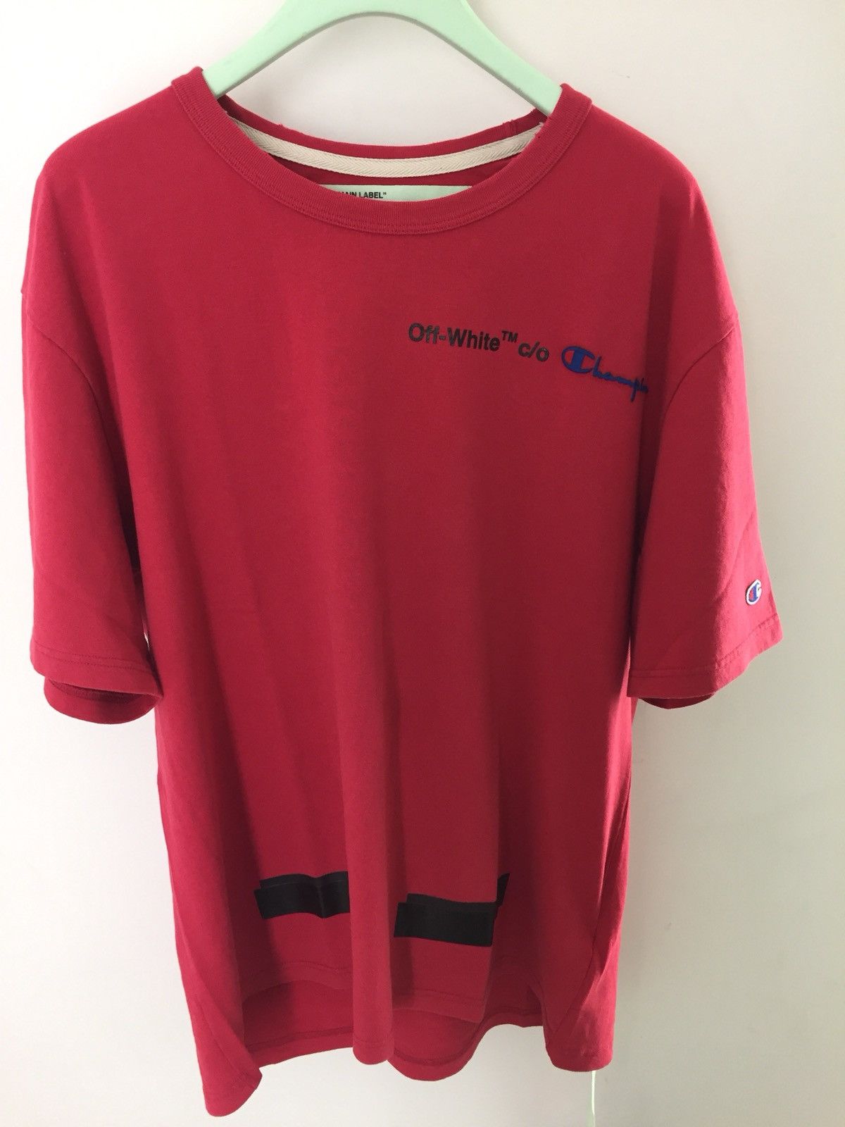 Champion × Off-White Short sleeve tee red Size US M / EU 48-50 / 2 - 1 Thumbnail