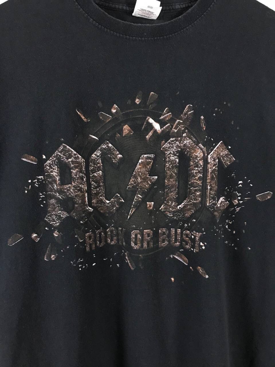 AC/DC × Band Tees × Vintage AC/DC 2016 vintage rock band tee Size US L / EU 52-54 / 3 - 3 Thumbnail