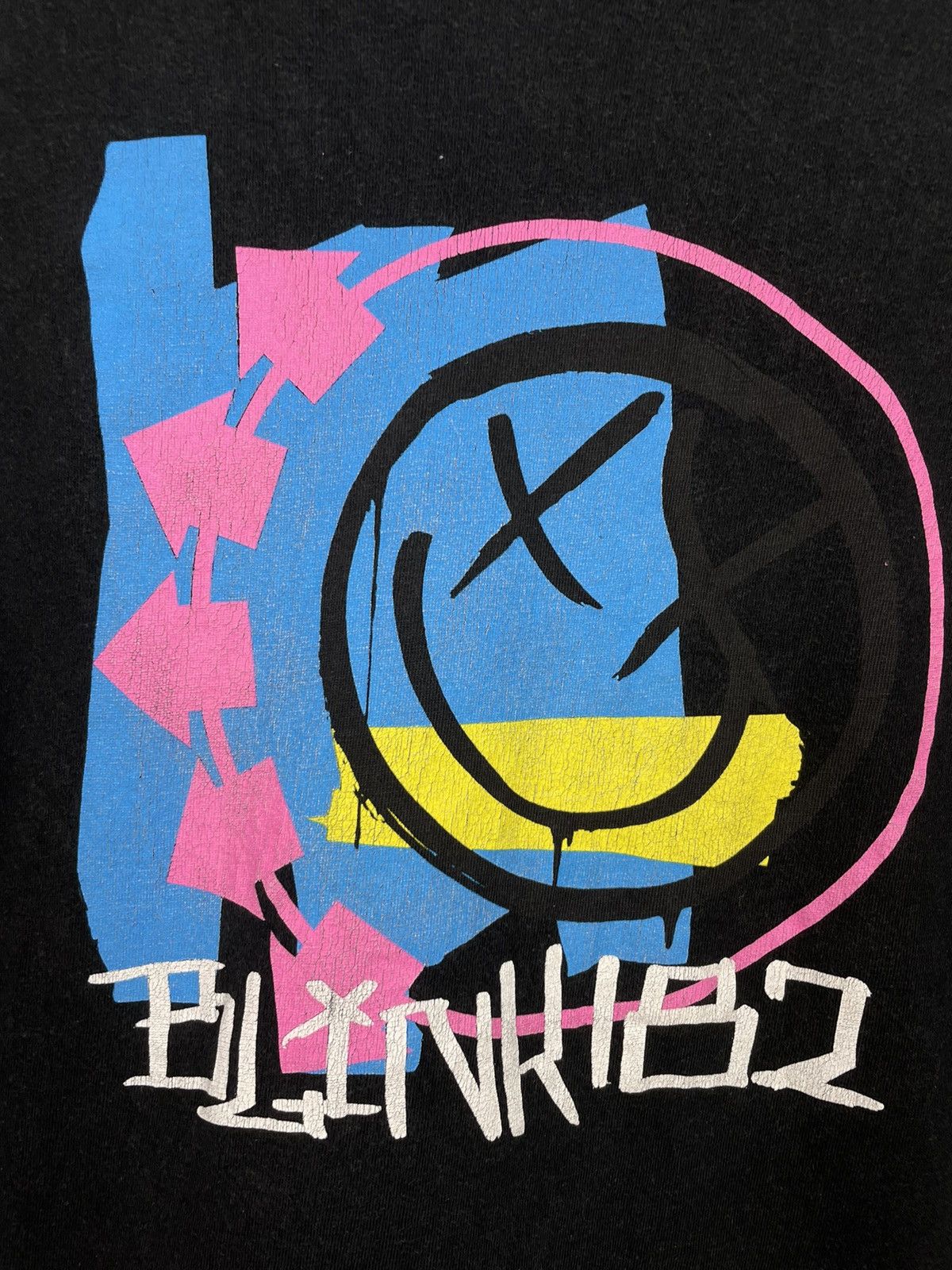 Band Tees Vintage Y2K Blink 182 skate punk band t shirt Size US M / EU 48-50 / 2 - 4 Thumbnail