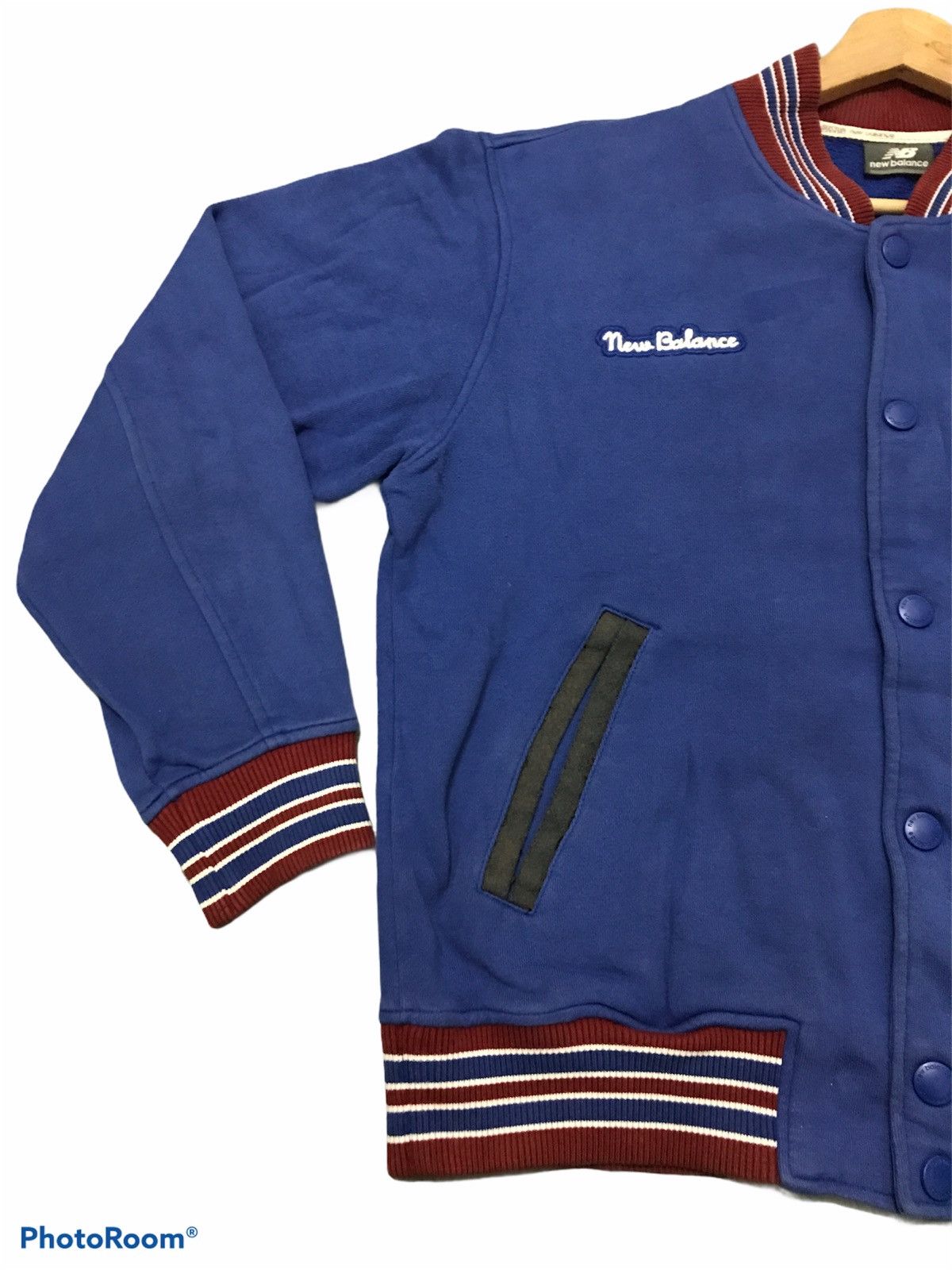 New Balance NEW BALANCE EMBROIDERY LOGO VARSITY JACKET Size US M / EU 48-50 / 2 - 4 Thumbnail
