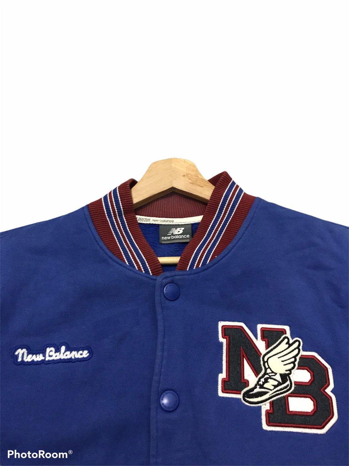 New Balance NEW BALANCE EMBROIDERY LOGO VARSITY JACKET Size US M / EU 48-50 / 2 - 18 Thumbnail