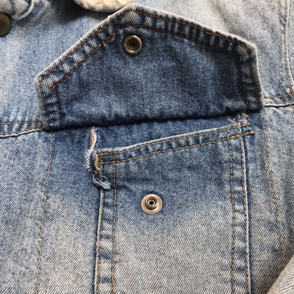 Japanese Brand G.L HEART DENIM DISTRESSED JACKET Size US L / EU 52-54 / 3 - 7 Thumbnail