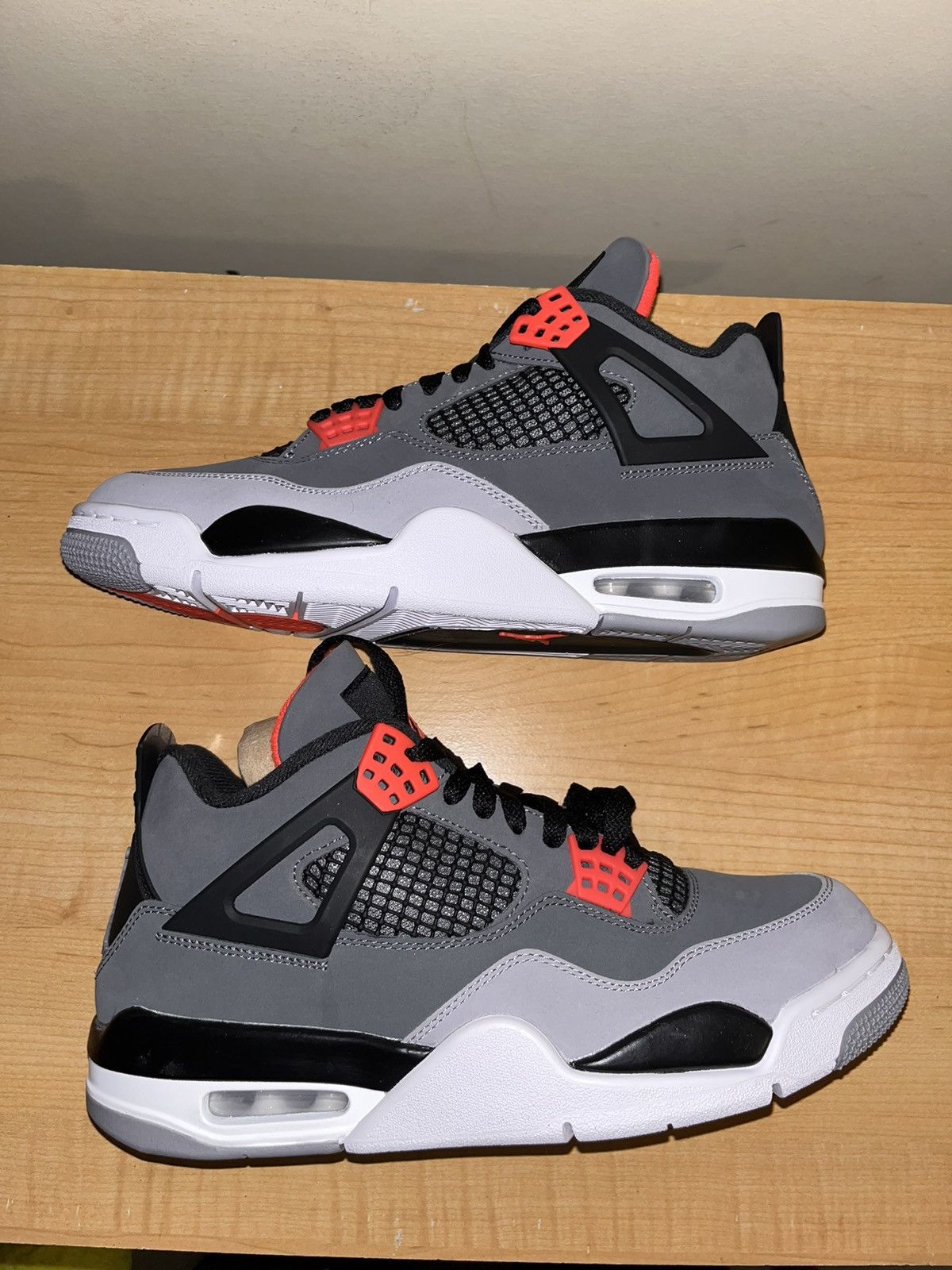 Jordan Brand Air Jordan 4 Infrared Size US 8.5 / EU 41-42 - 1 Thumbnail
