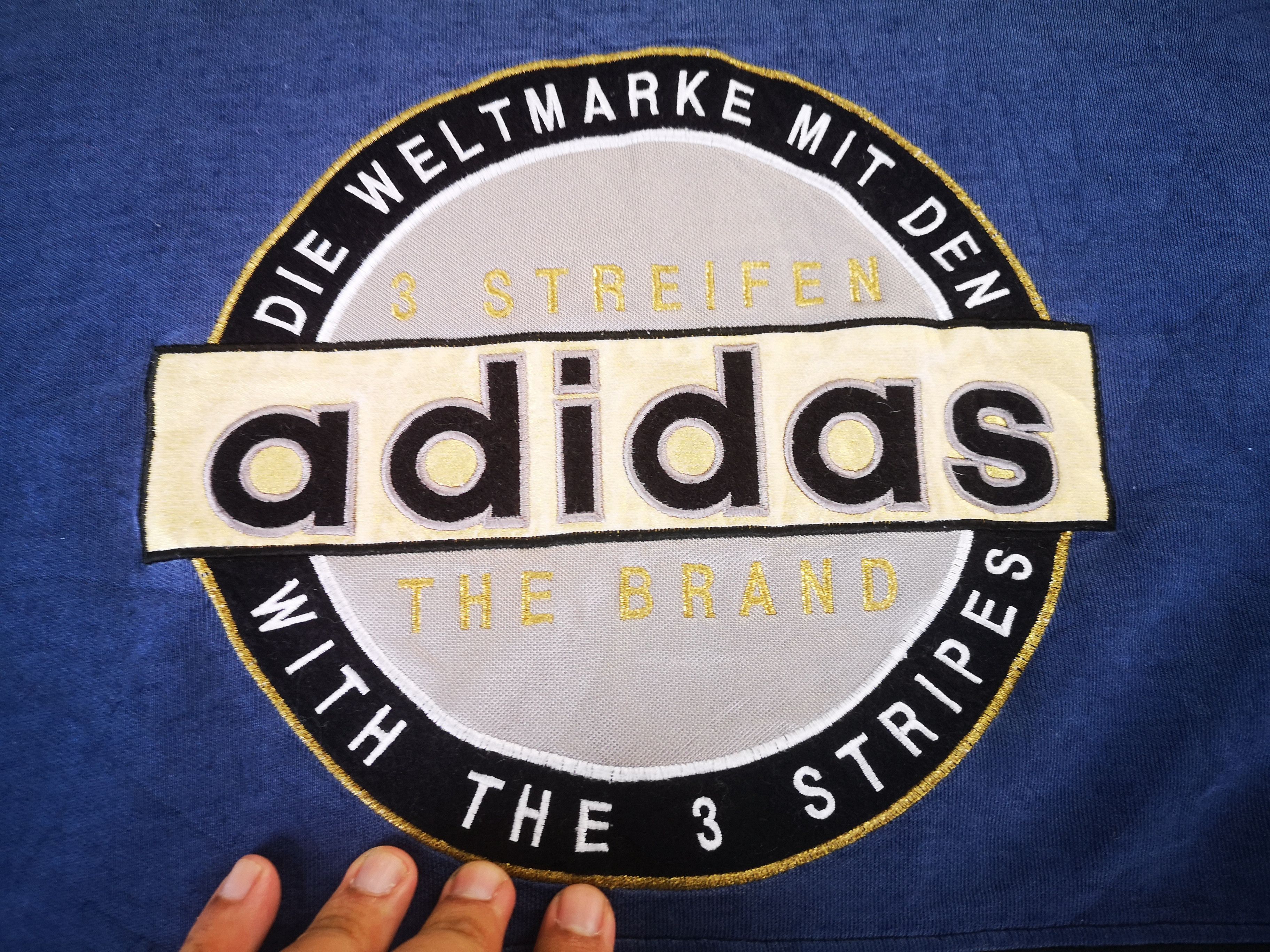 Adidas Vintage Adidas Die Weltmarke Mit Den Big Logo Size US L / EU 52-54 / 3 - 7 Thumbnail