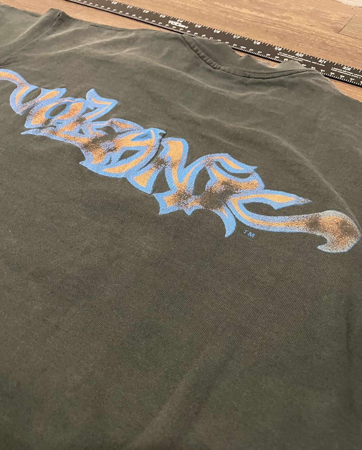 Men’s Rare Vintage USA “Volcanic” Graphic T-shirt (Sz. L)