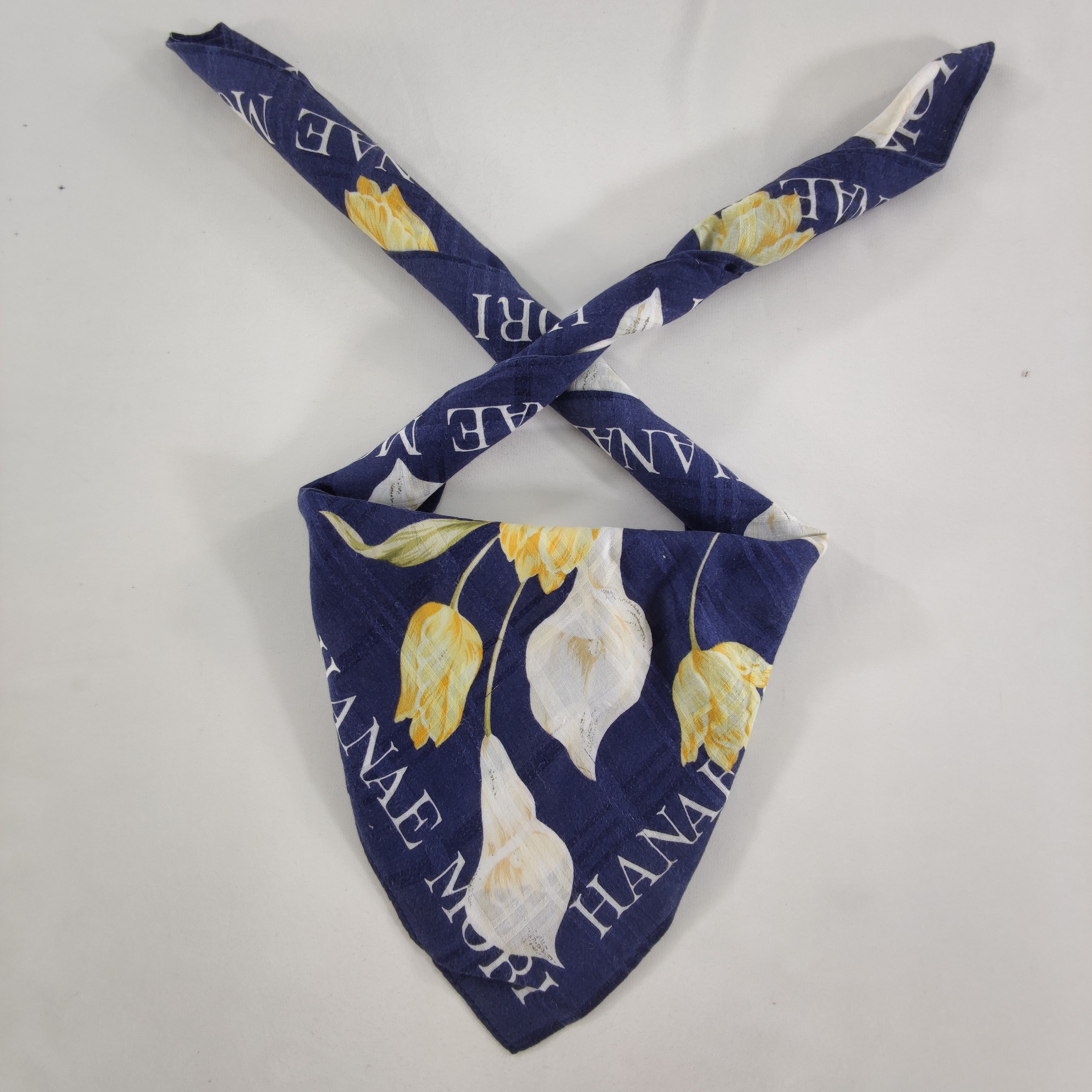 Hanae Mori Hanae Mori Handkerchief/Neckerchief/Bandana HC227 Size ONE SIZE - 1 Thumbnail