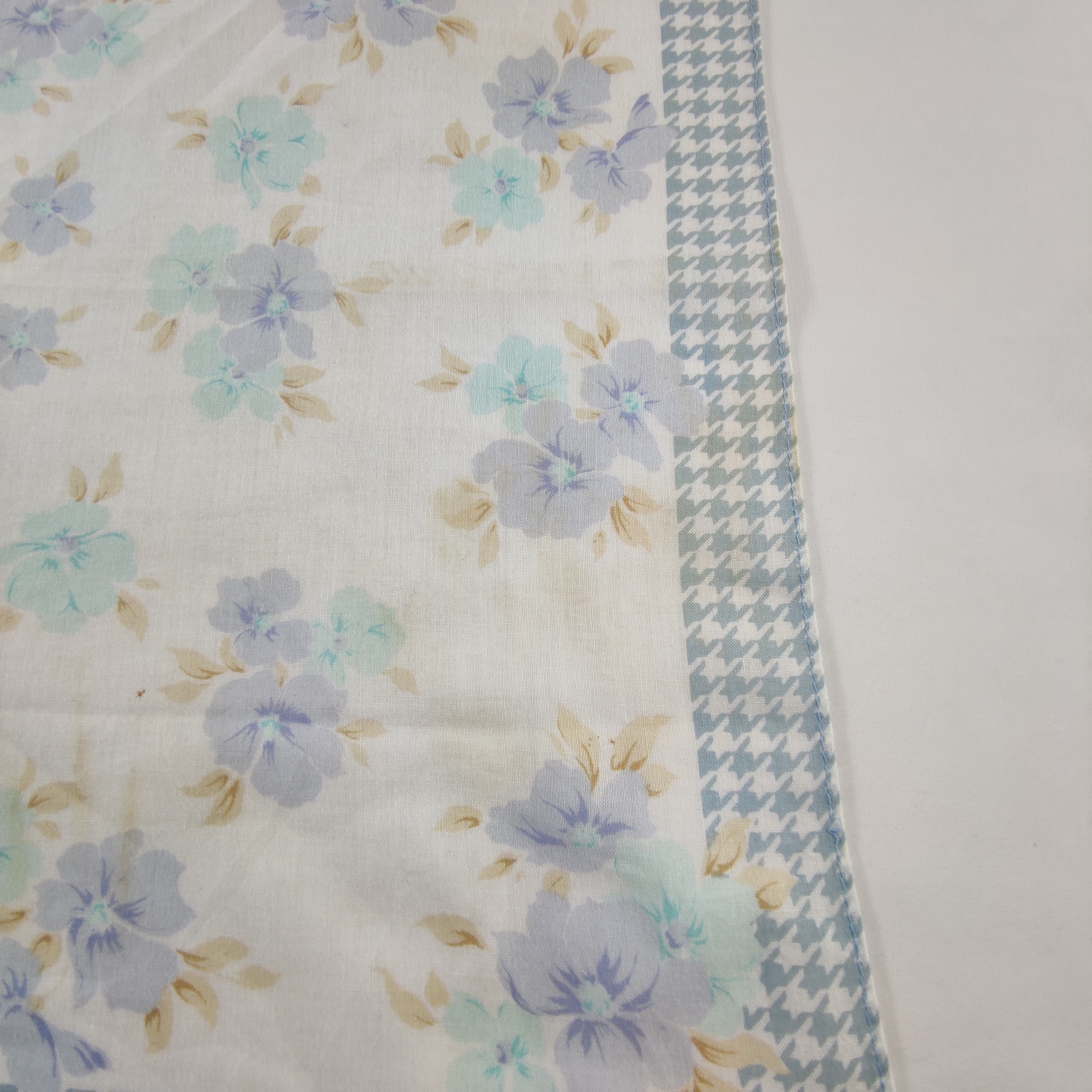 Pierre Balmain × Vintage Pierre Balmain Handkerchief/Neckerchief/Bandana HC104 Size ONE SIZE - 5 Thumbnail