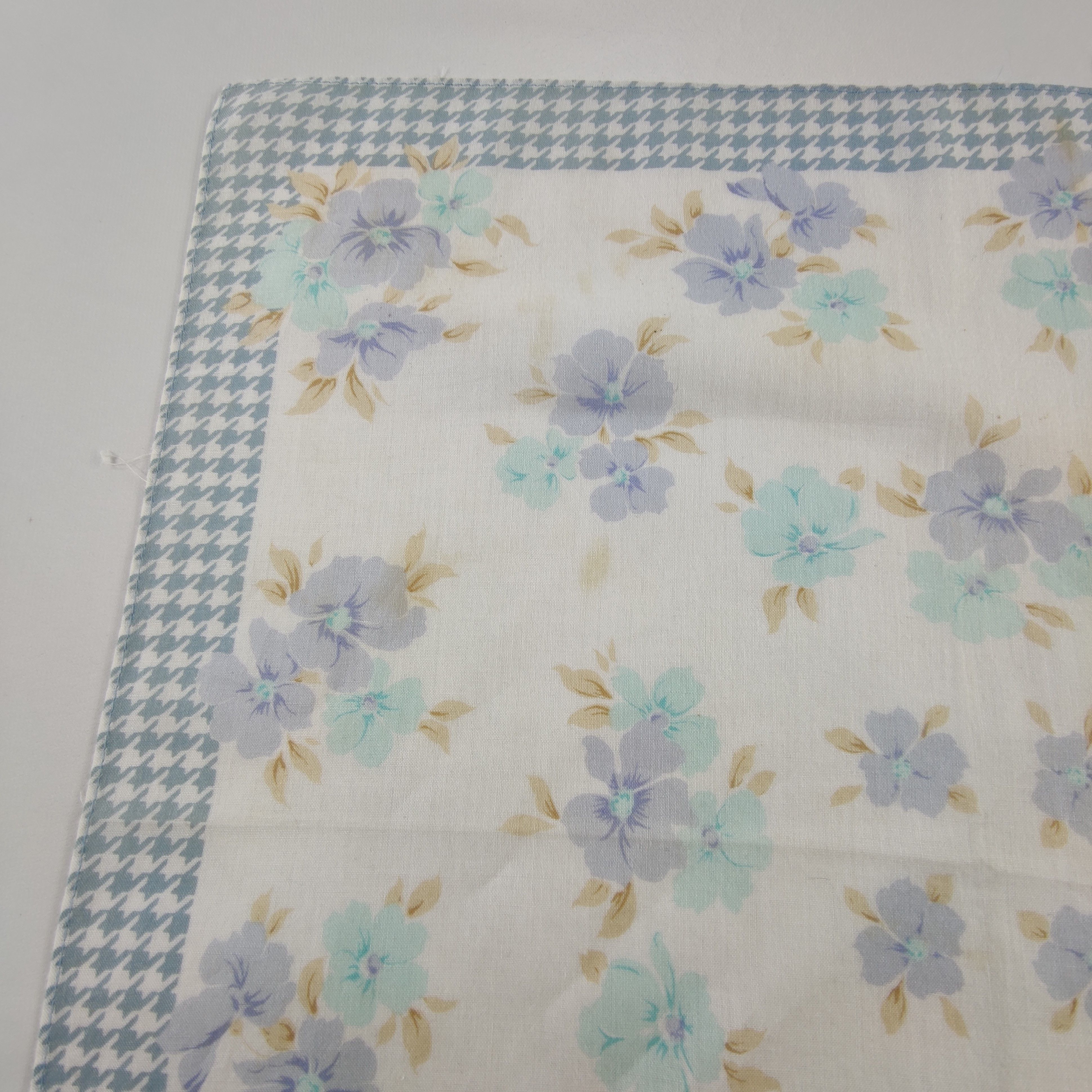 Pierre Balmain × Vintage Pierre Balmain Handkerchief/Neckerchief/Bandana HC104 Size ONE SIZE - 4 Thumbnail