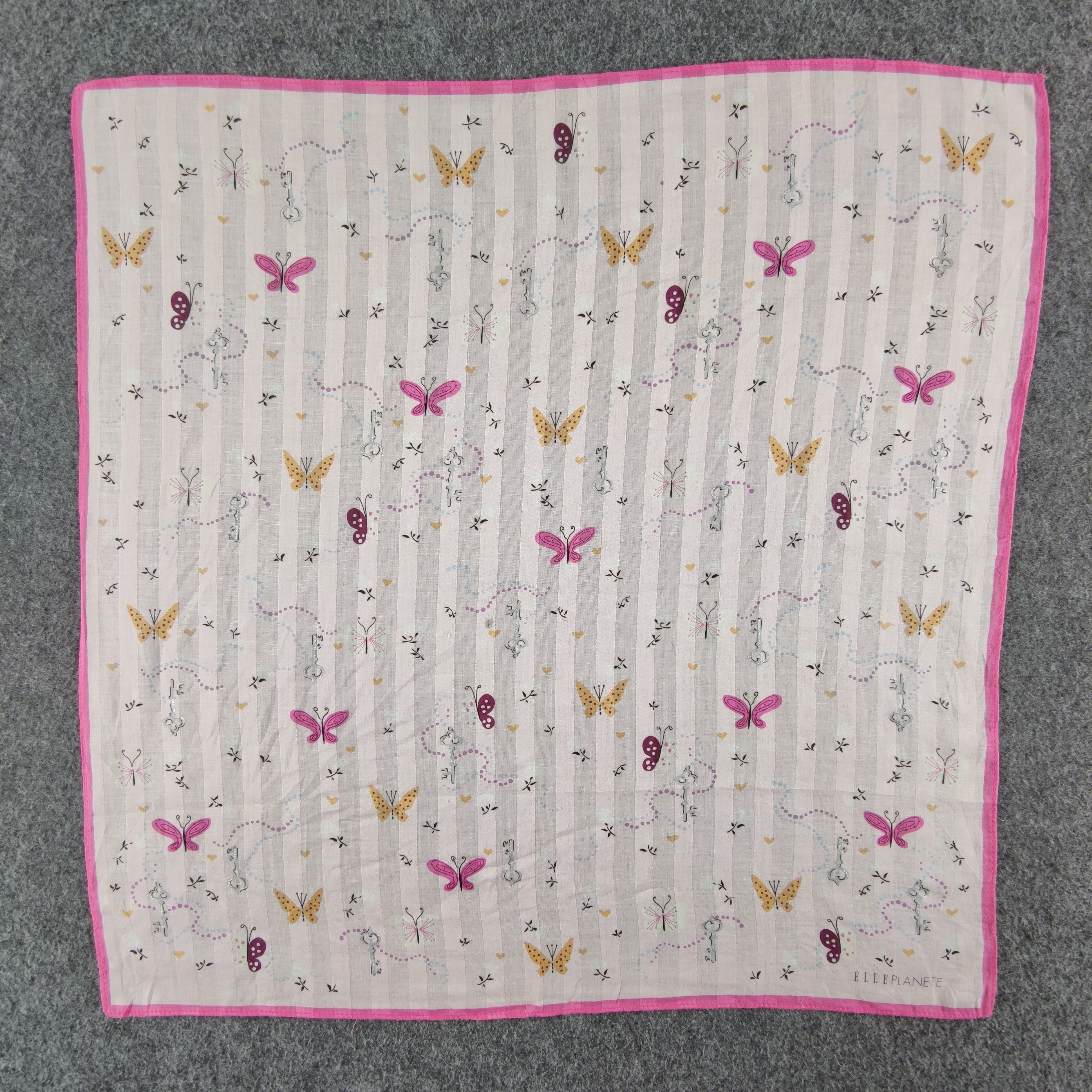 Vintage Elle Handkerchief/Neckerchief/Bandana Size ONE SIZE - 2 Thumbnail