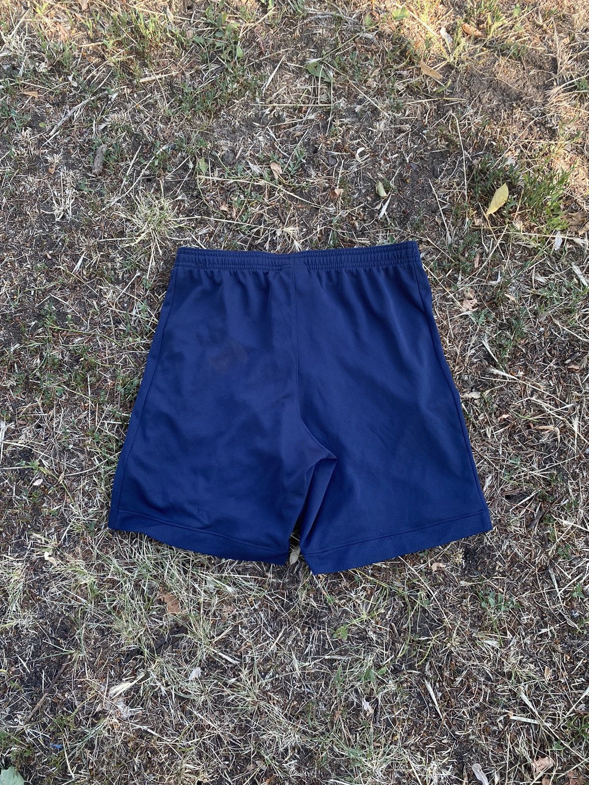 Nike Vintage Nike shorts streetwear swoosh casual y2k size S Size US 30 / EU 46 - 3 Thumbnail