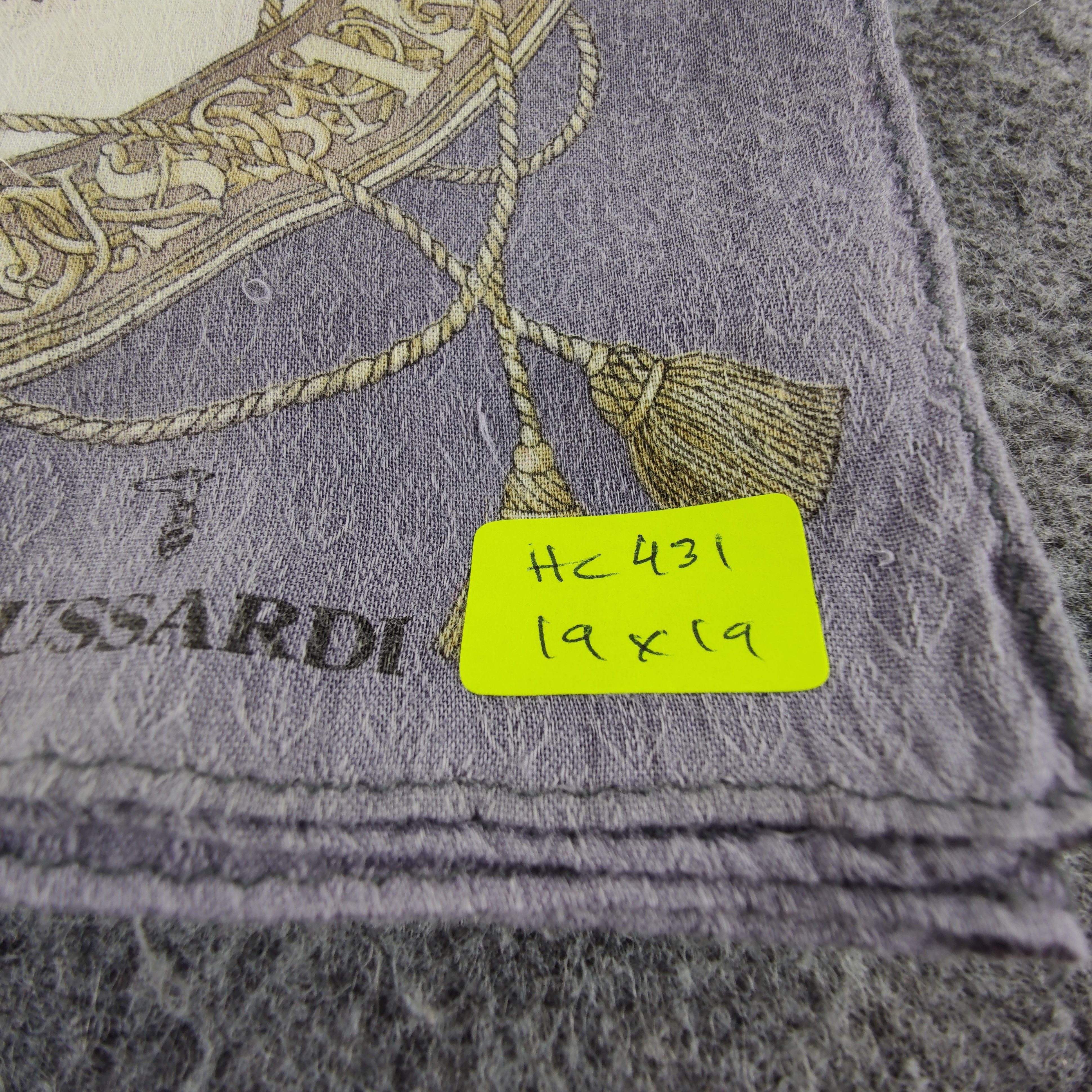 Trussardi Trussardi Handkerchief/Neckerchief/Bandana Size ONE SIZE - 6 Thumbnail