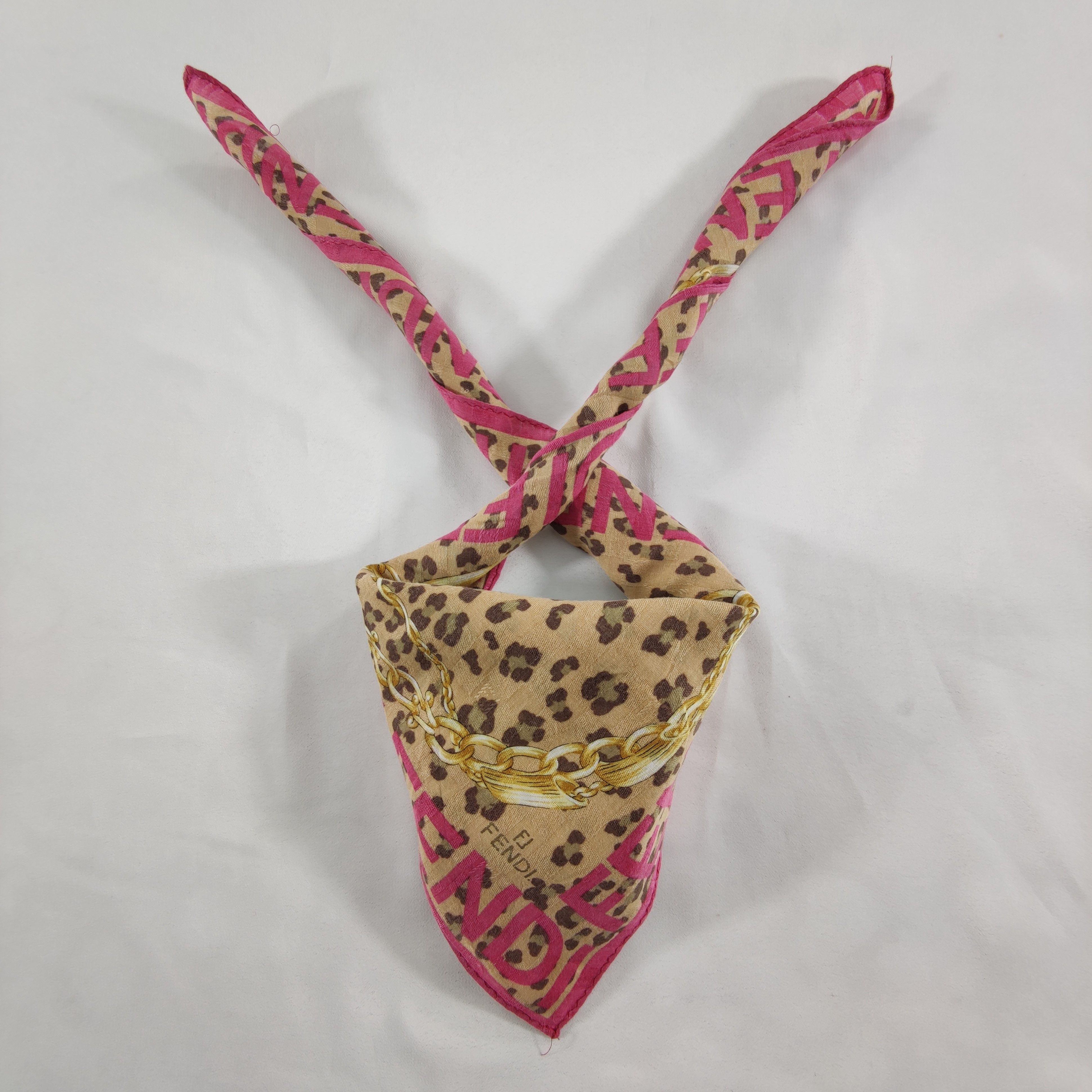 Vintage Fendi Handkerchief/Neckerchief/Bandana 320 Size ONE SIZE - 1 Thumbnail