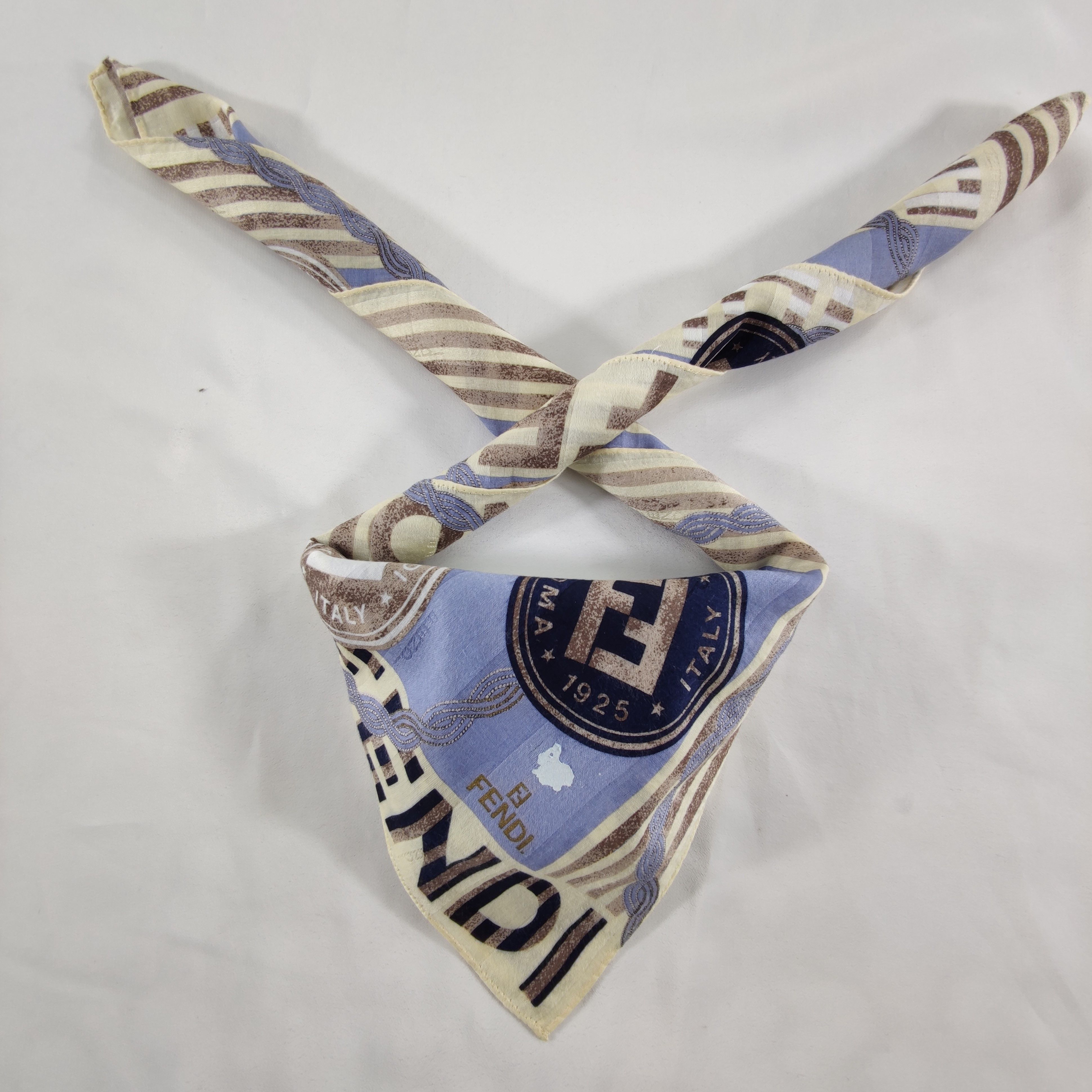 Vintage Fendi Handkerchief/Neckerchief/Bandana 316 Size ONE SIZE - 1 Thumbnail