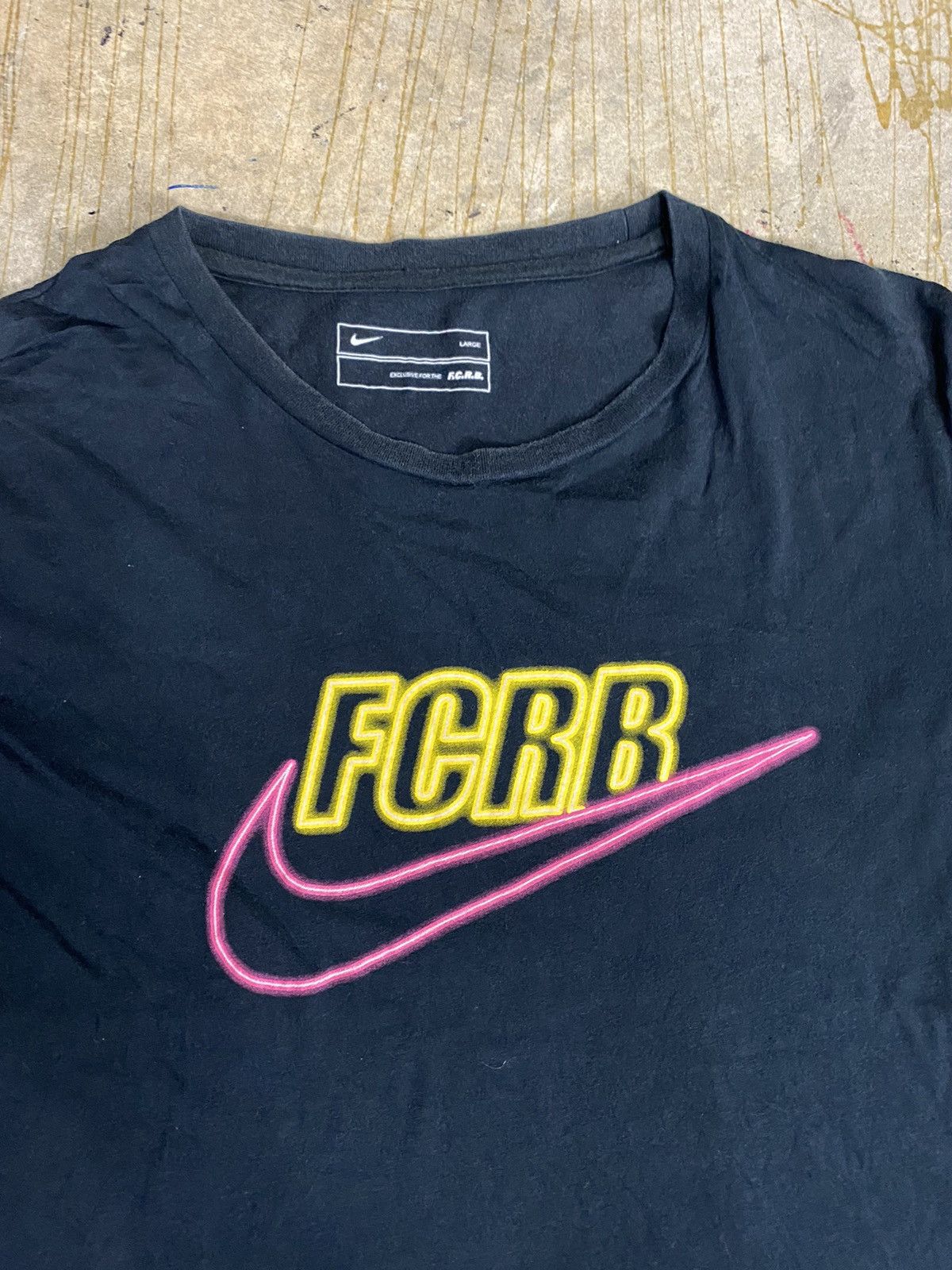 F.C.R.B × Nike × Sophnet. FCRD neon center logo Size US M / EU 48-50 / 2 - 3 Thumbnail