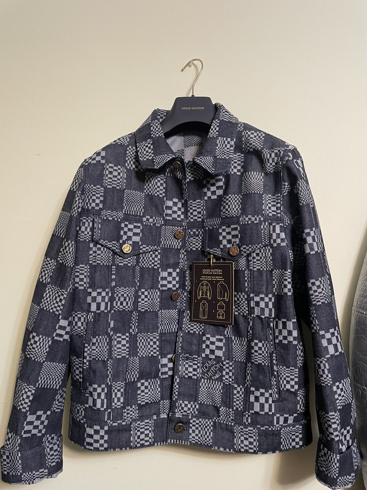 Louis Vuitton Distorted Damier Denim Jacket Indigo. Size 48