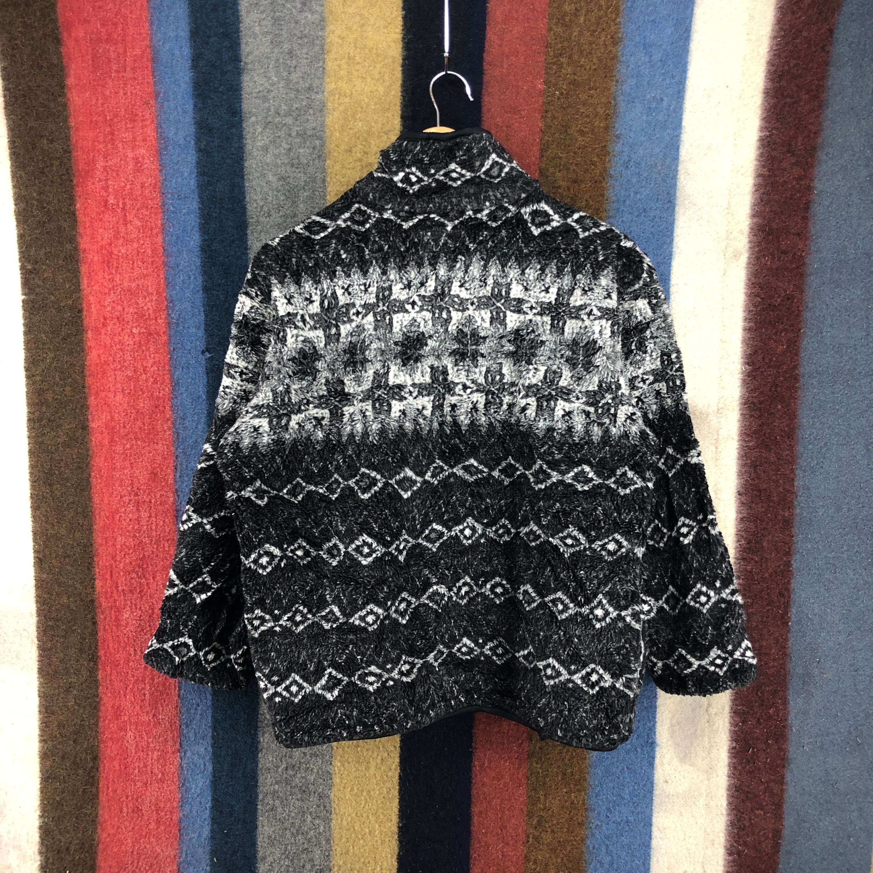 Aeropostale AEROPOSTALE Black & White Fleece #062/D Size US M / EU 48-50 / 2 - 7 Thumbnail