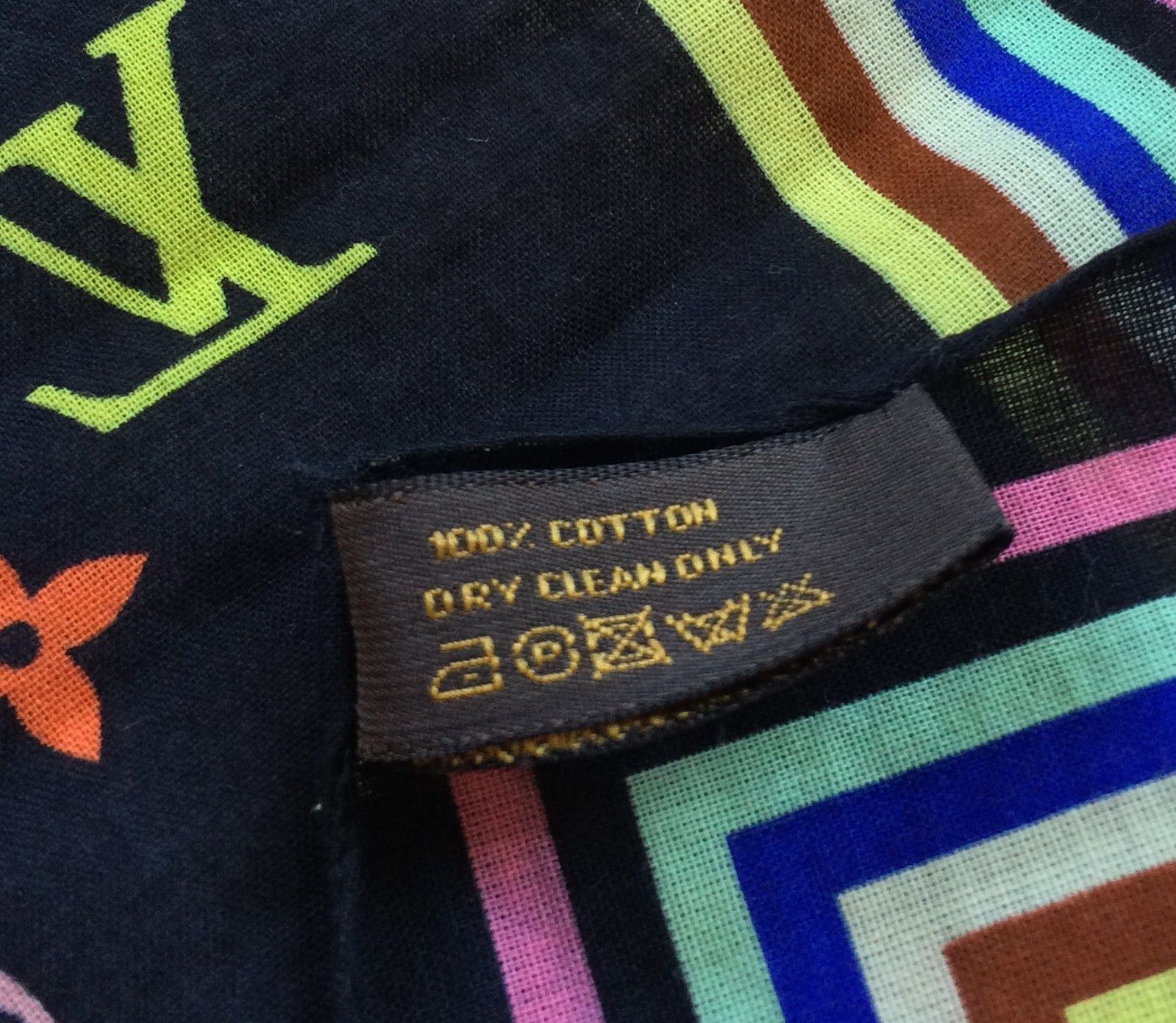 Louis Vuitton × Takashi Murakami NEW S/S 2003 Vuitton Murakami Multicolor Monogram Scarf Size ONE SIZE - 7 Thumbnail