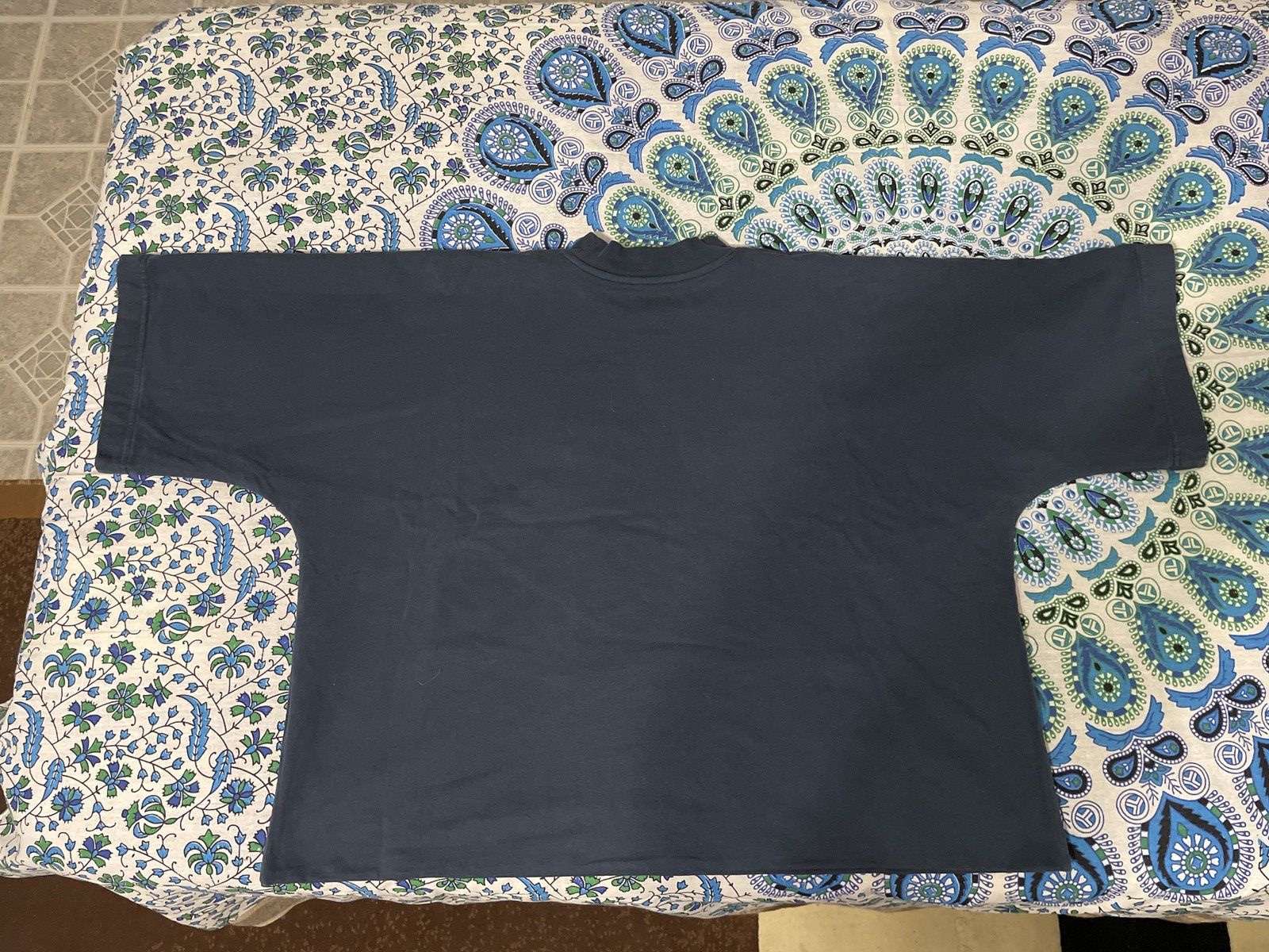 Gap YEEZY GAP BALENCIAGA NO SEAM OVERSIZED SHIRT Size US S / EU 44-46 / 1 - 2 Thumbnail