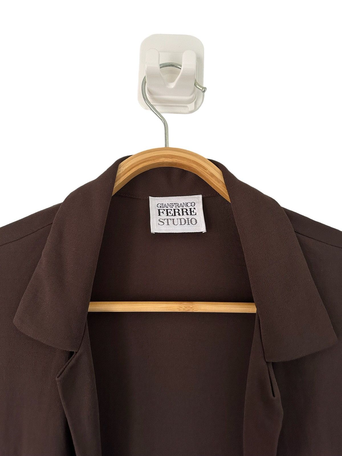 Gianfranco Ferre Archive Gianfranco Ferre Studio light viscose long cardigan Size US L / EU 52-54 / 3 - 7 Thumbnail