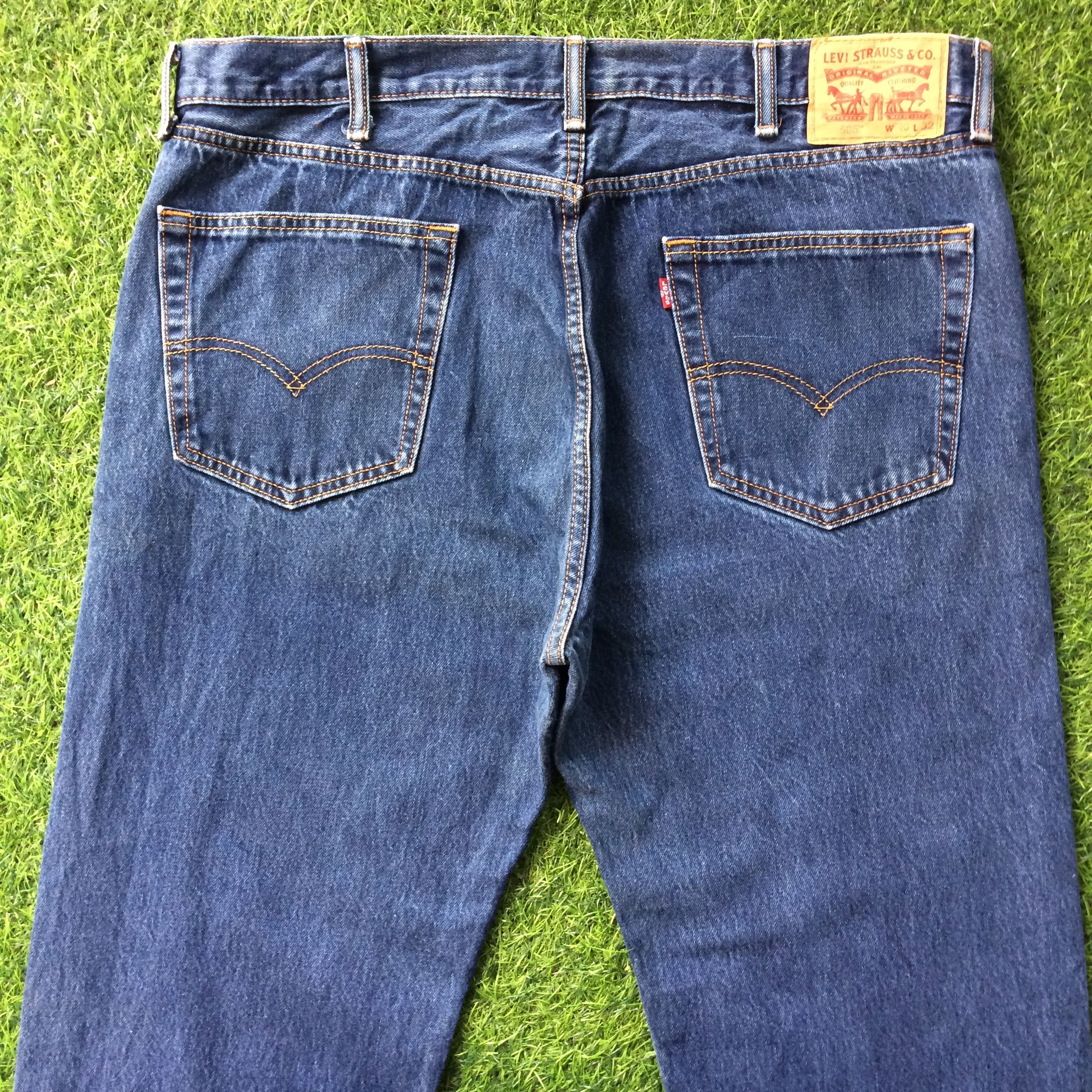 Levi's Vintage Blue Wash Levis 505 Jeans #B-922 Size US 39 - 4 Thumbnail