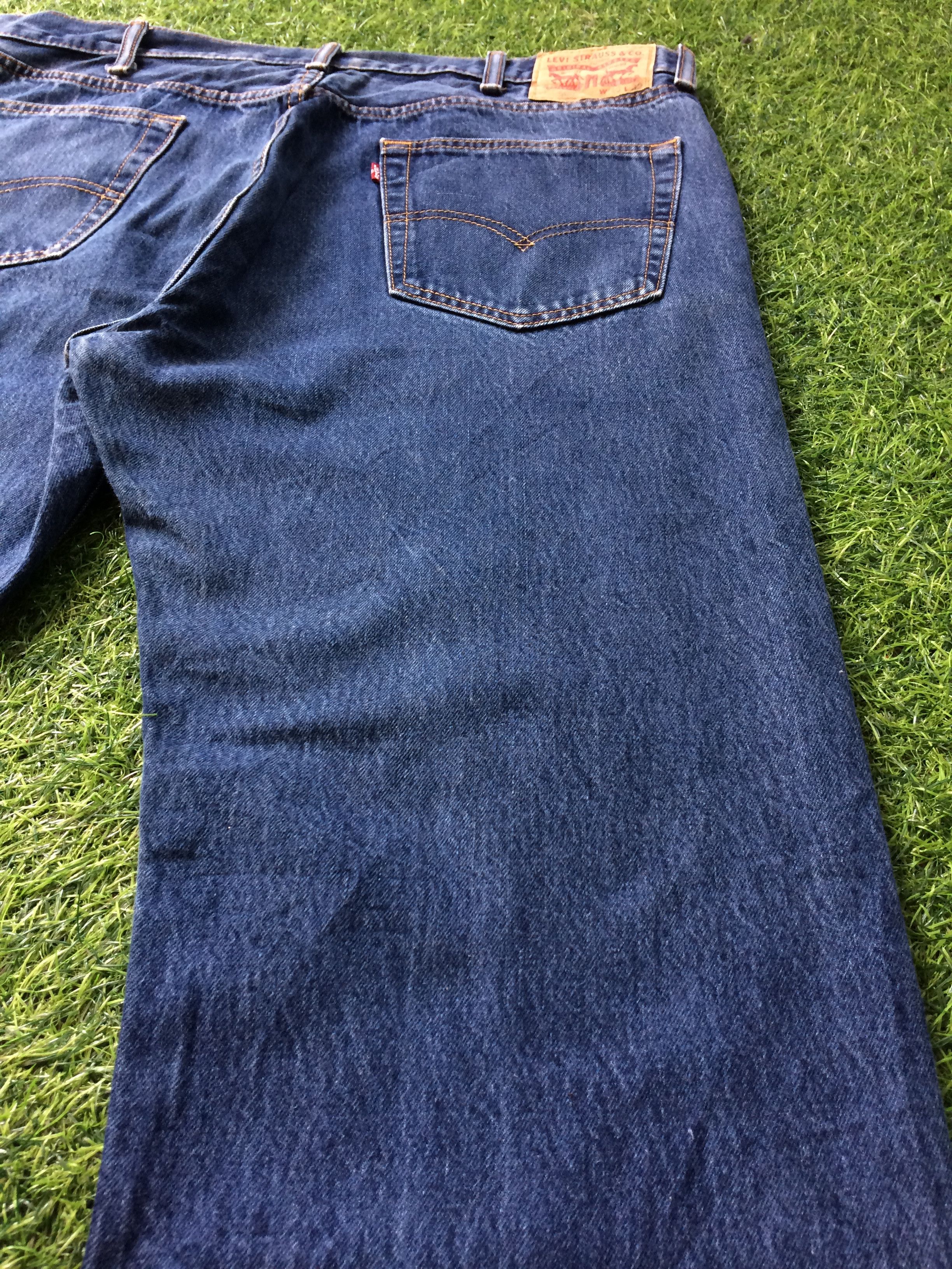 Levi's Vintage Blue Wash Levis 505 Jeans #B-922 Size US 39 - 7 Thumbnail