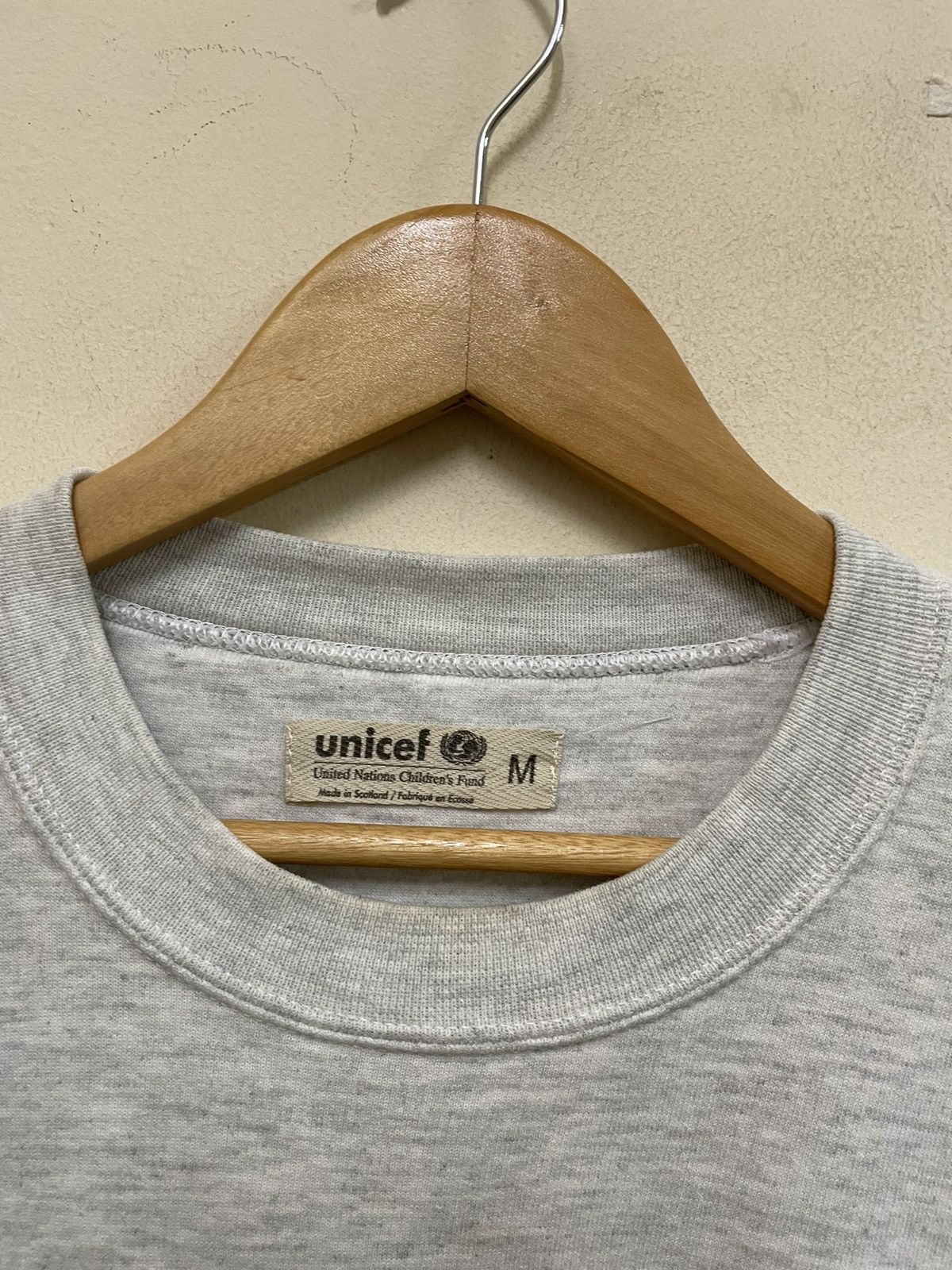 Russell Athletic Unicef fifa world cup sweatshirt vintage Size US M / EU 48-50 / 2 - 5 Thumbnail