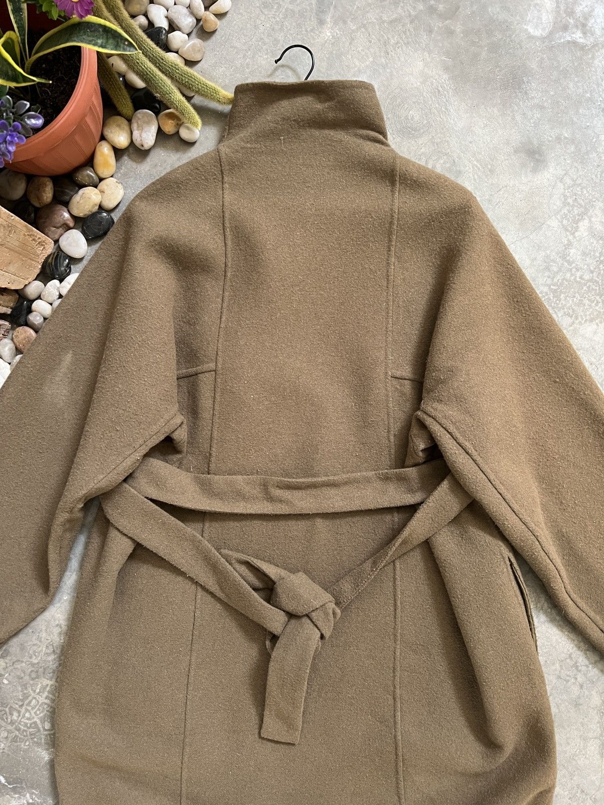 Jun Takahashi × Undercover Steals 🔥 Undercover X Uniqlo Wool/Warm Trench Coat Size US M / EU 48-50 / 2 - 13 Thumbnail